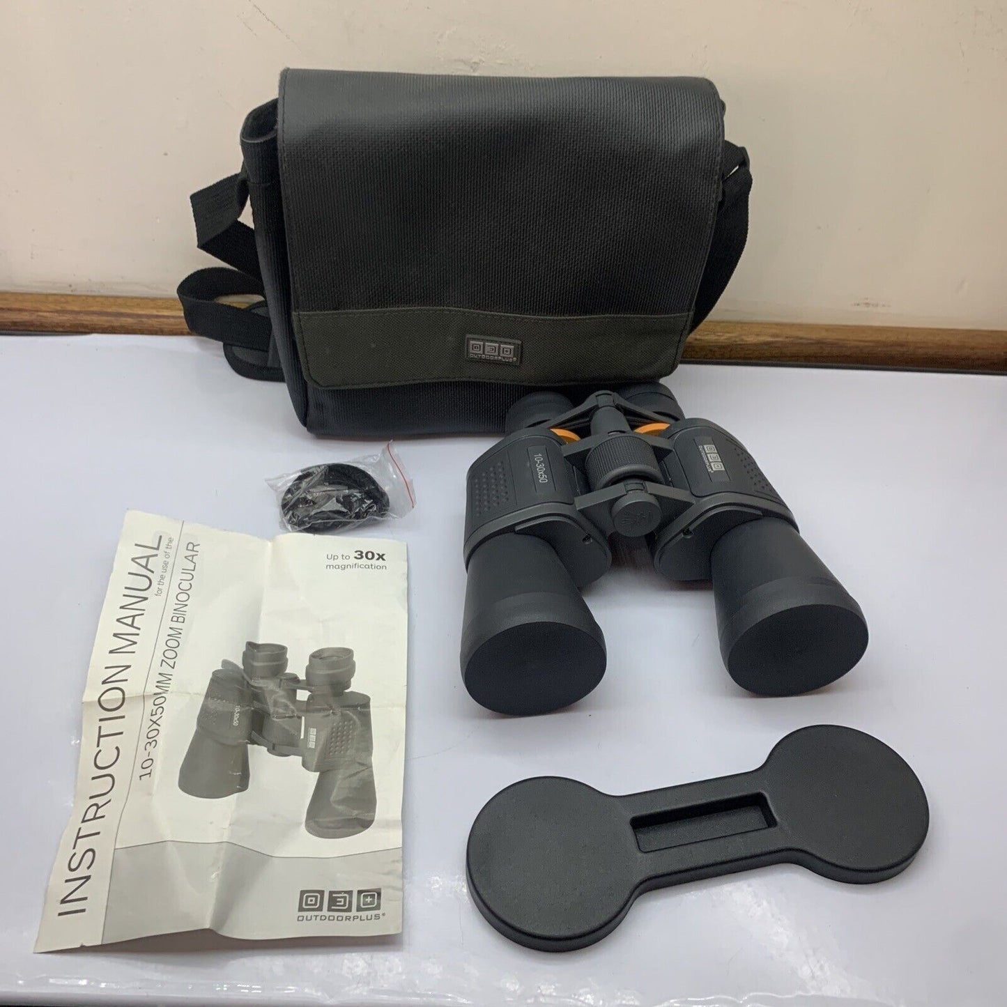 Outdoor Plus 10-30 x 50mm Zoom Binocular with Bag