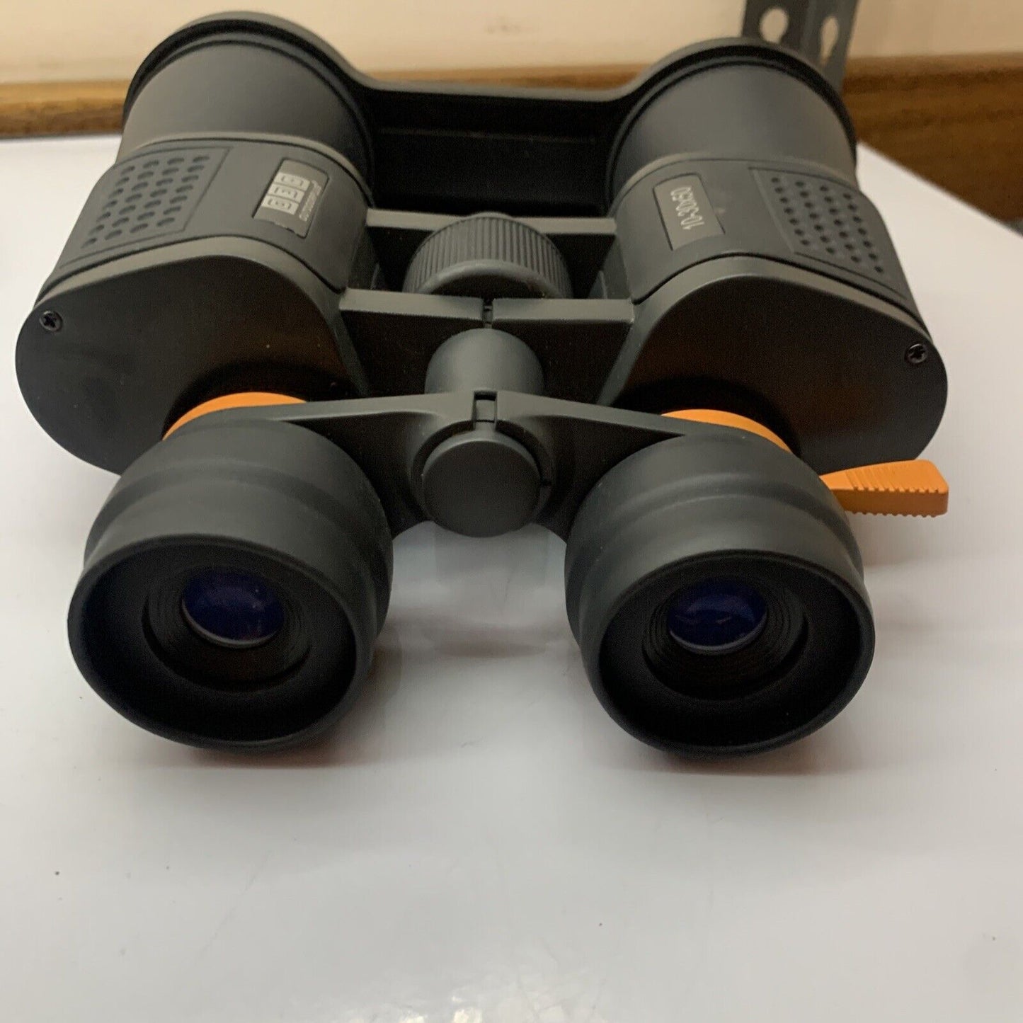 Outdoor Plus 10-30 x 50mm Zoom Binocular with Bag