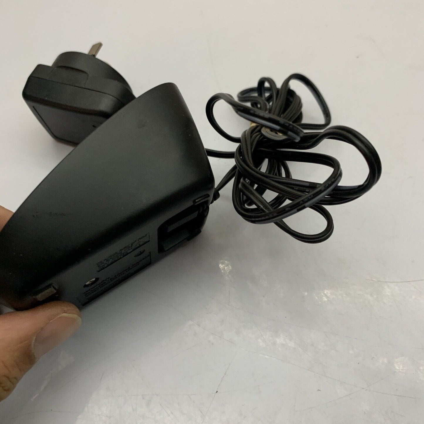 Genuine Uniden Cordless Telephone Charger  9V AAD-600S(M)