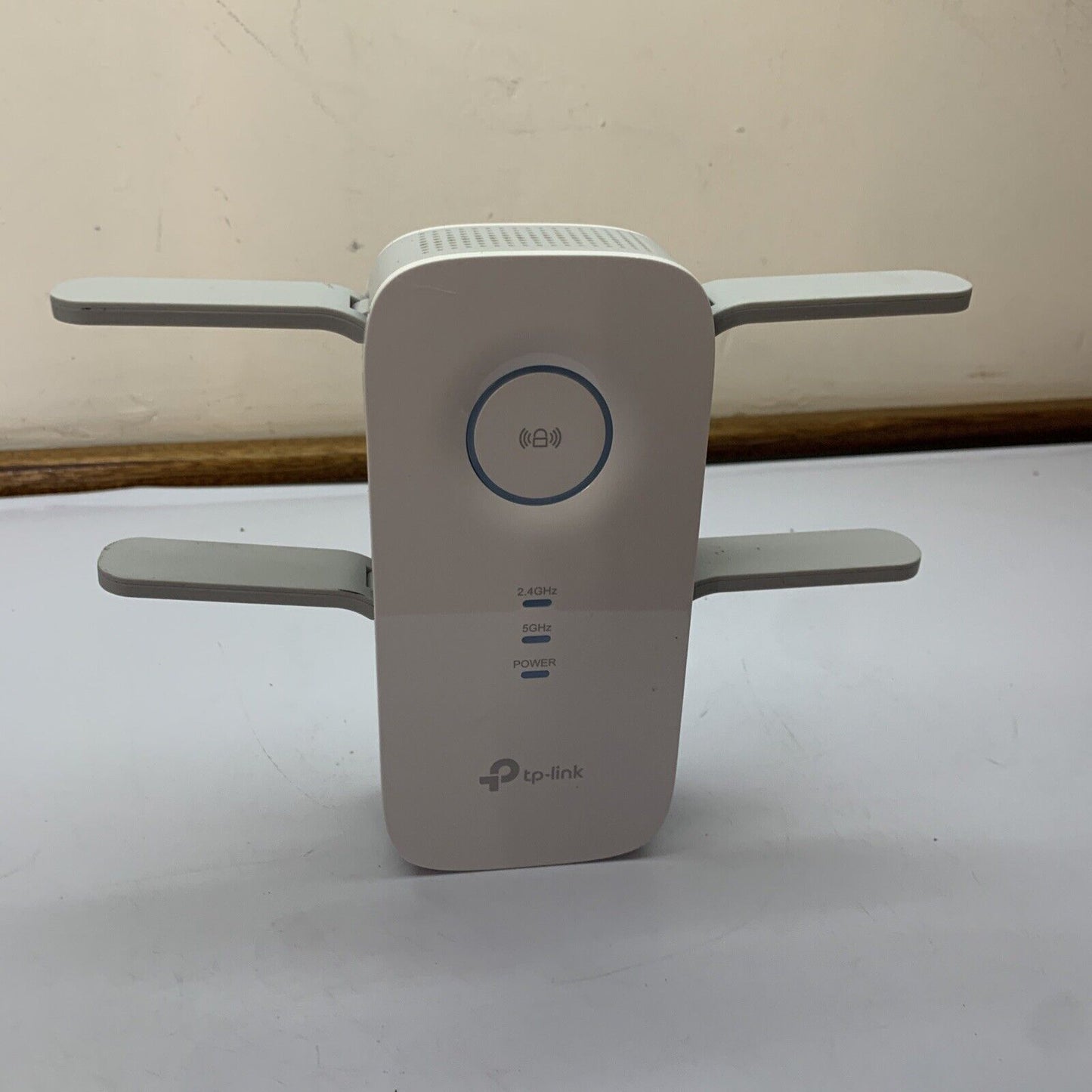 TP-LINK AC2600 Wi-Fi Range Extender