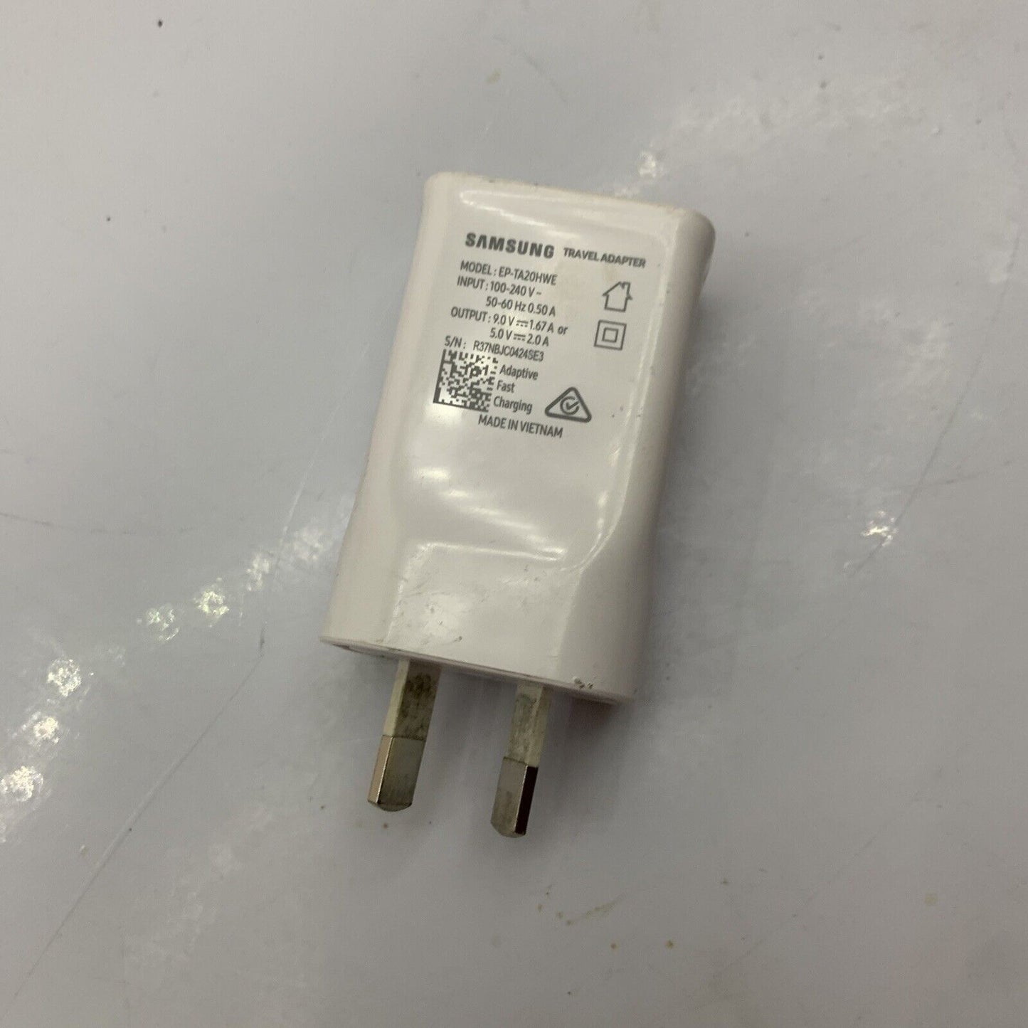 Genuine Samsung Travel Adapter Adaptive Fast Charging 5V 9V EP-TA20HWE