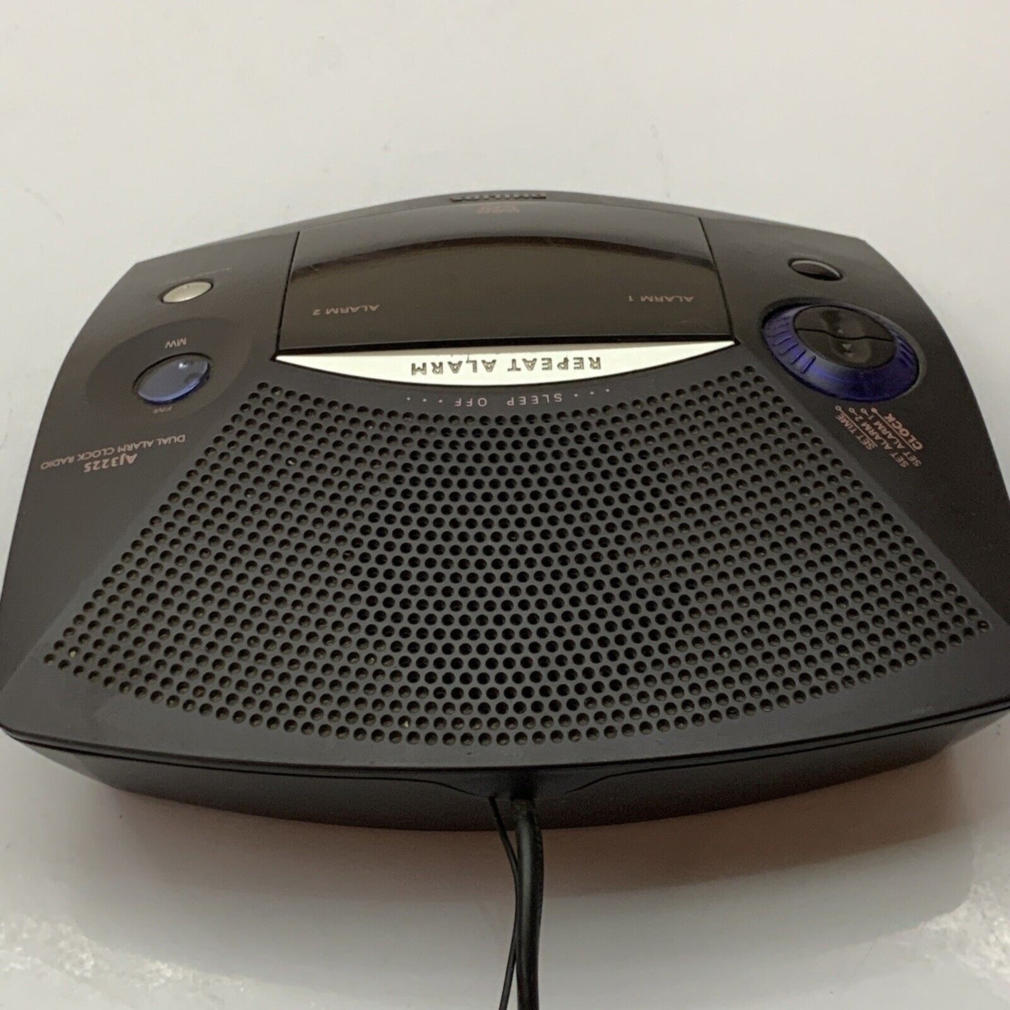 Philips Dual Alarm Clock Radio AJ3225/79