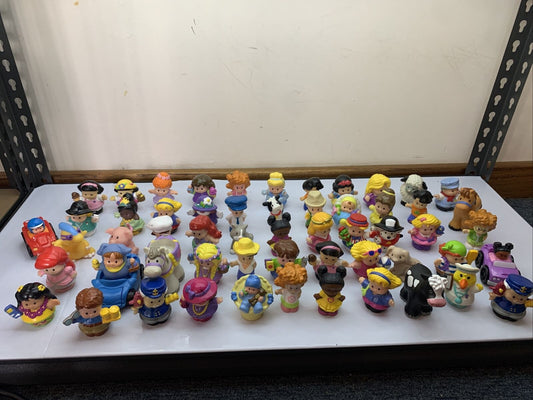 45x Fisher Price Little People Mattel Various Miniature Figures Bulk Lot