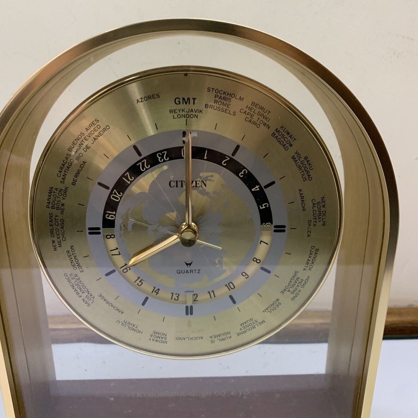 Citizen World Clock Desk 8RW307 Japan *Doesn't Turn On For Parts Or Repair