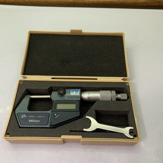 Mitutoyo Digimatic Micrometer Digital 0-25mm 0.001mm MDC-25M 3-421-20 Made Japan