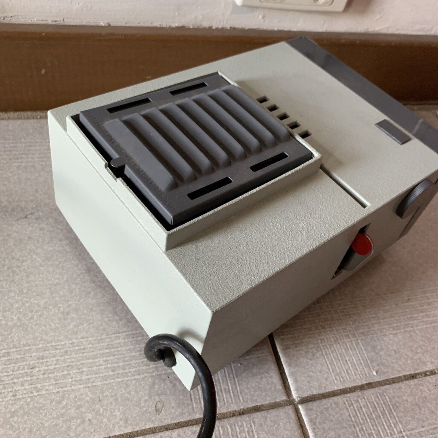 Hanimex Hanorama 300 35mm Film Slide Projector Manual Single Slide Type