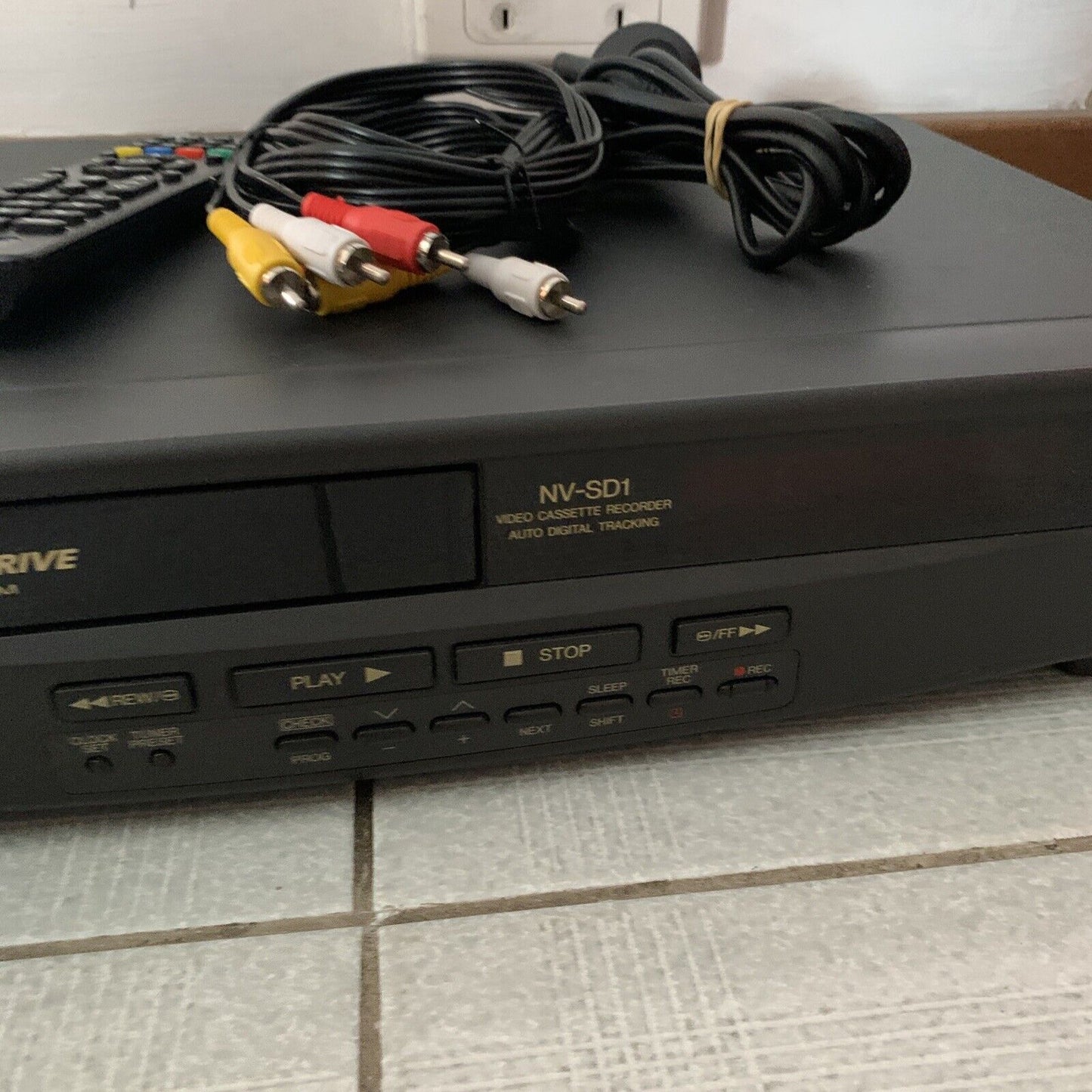 Panasonic NV-SD1 VCR VHS Player Recorder Super Drive PAL with Remote Control