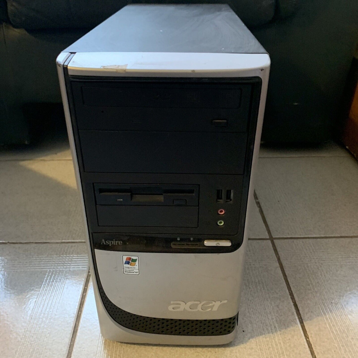 Acer Aspire SA10 Desktop Intel Pentium D 2.8 GHz 2GB Ram DVD-RW No HDD Vintage