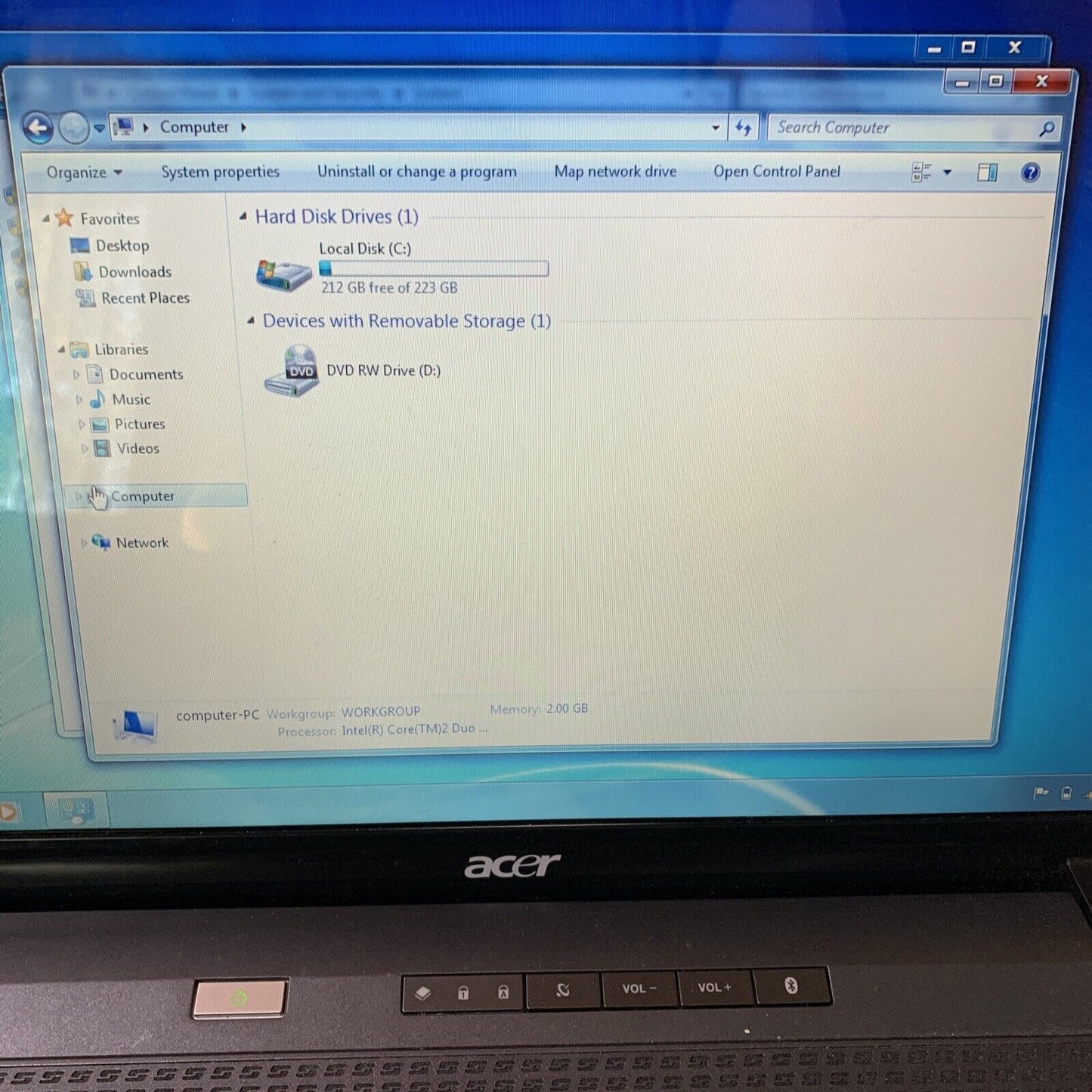 Acer Aspire 5735 Laptop 15.6" Intel Core Duo 2 T6400 2Ghz 2GB 250GB DVD-RW Win 7