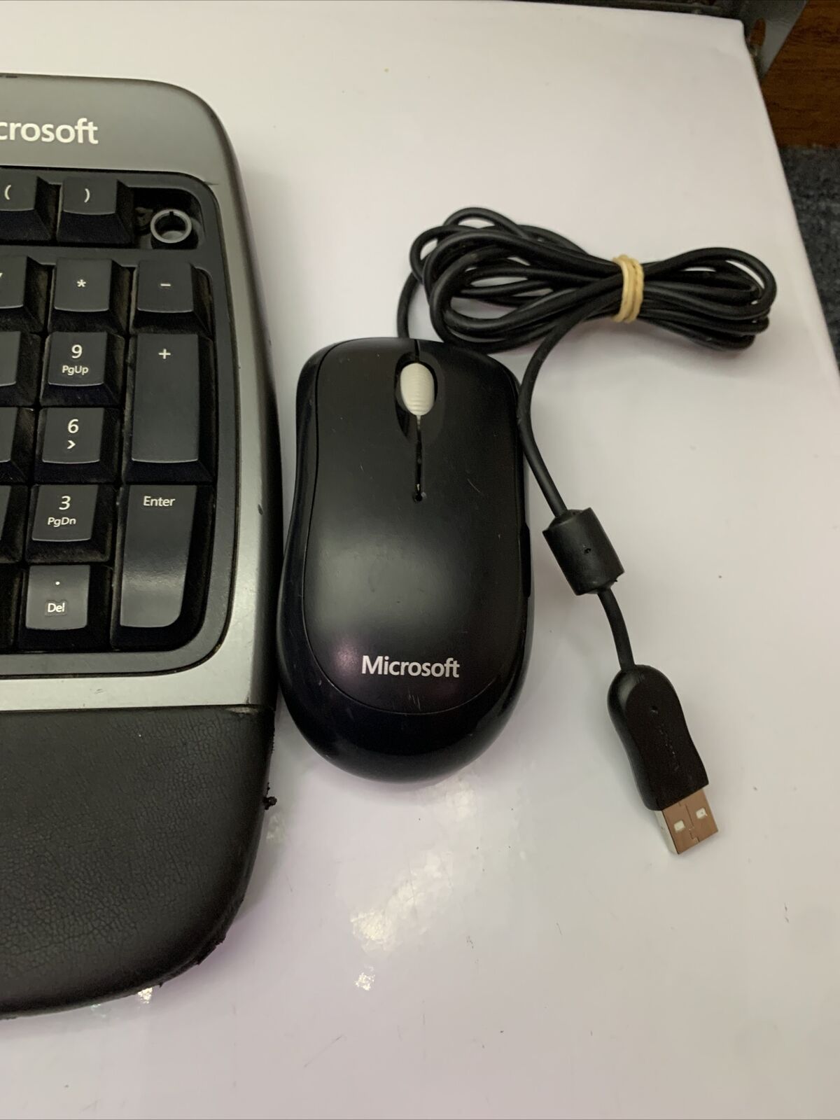 Microsoft Natural Ergonomic Keyboard 4000 v1.0 KU-0462 with Palmrest + Mouse