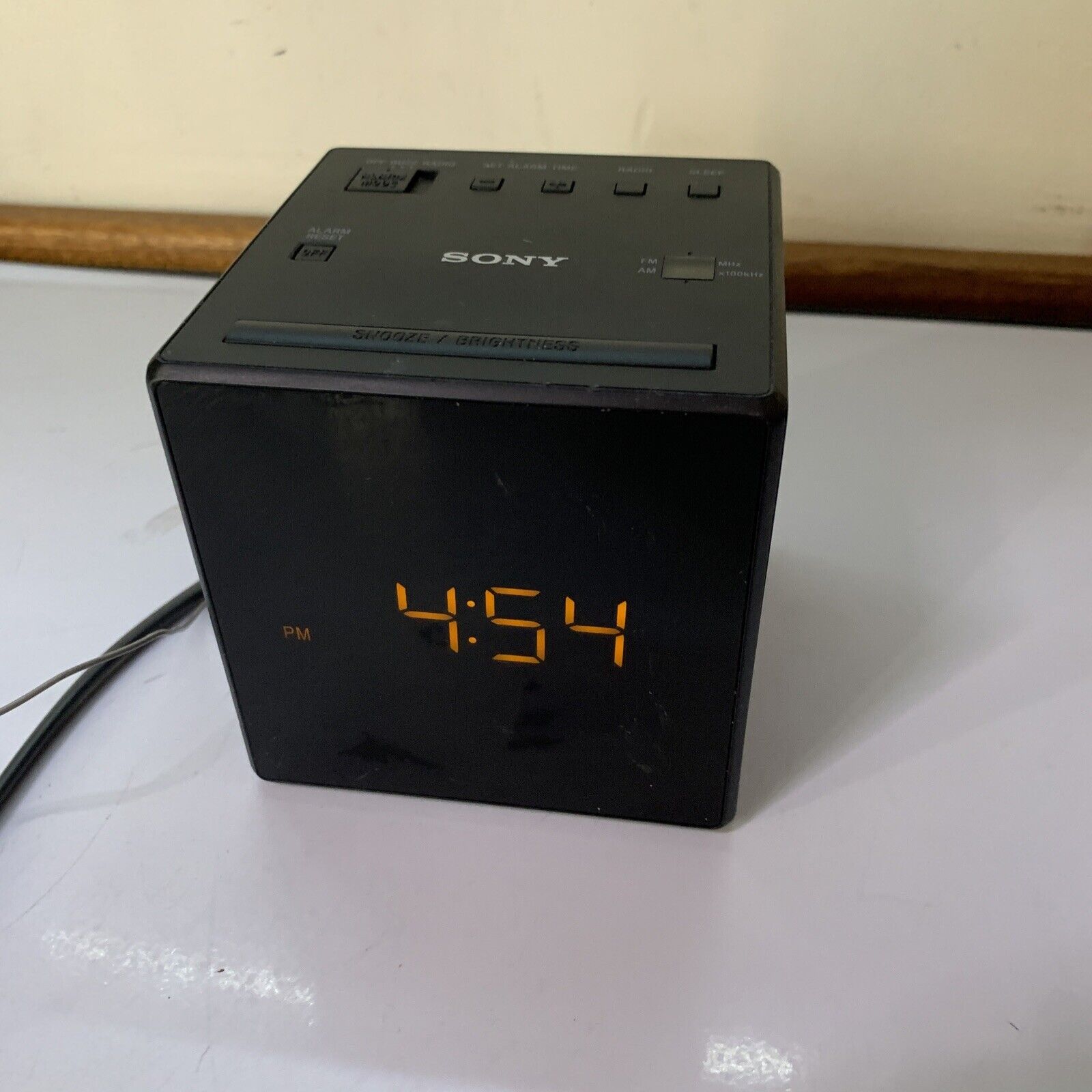 Sony Alarm Clock AM/FM Radio ICF-C1 Black – Retro Unit