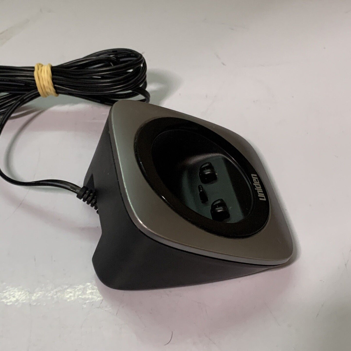 Uniden Cordless Telephone Handset Charger with AAD-600S(M) 9v Power Supply