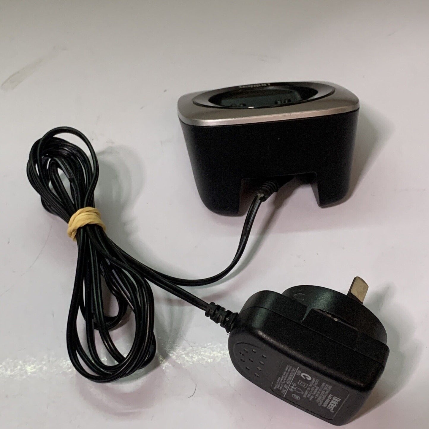 Uniden Cordless Telephone Handset Charger with AAD-600S(M) 9v Power Supply