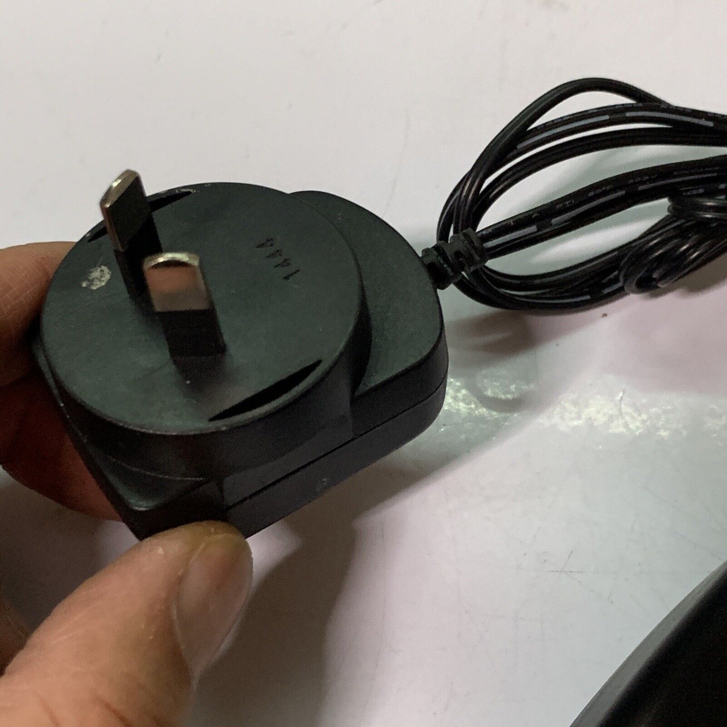 Uniden Cordless Telephone Handset Charger with AAD-600S(M) 9v Power Supply