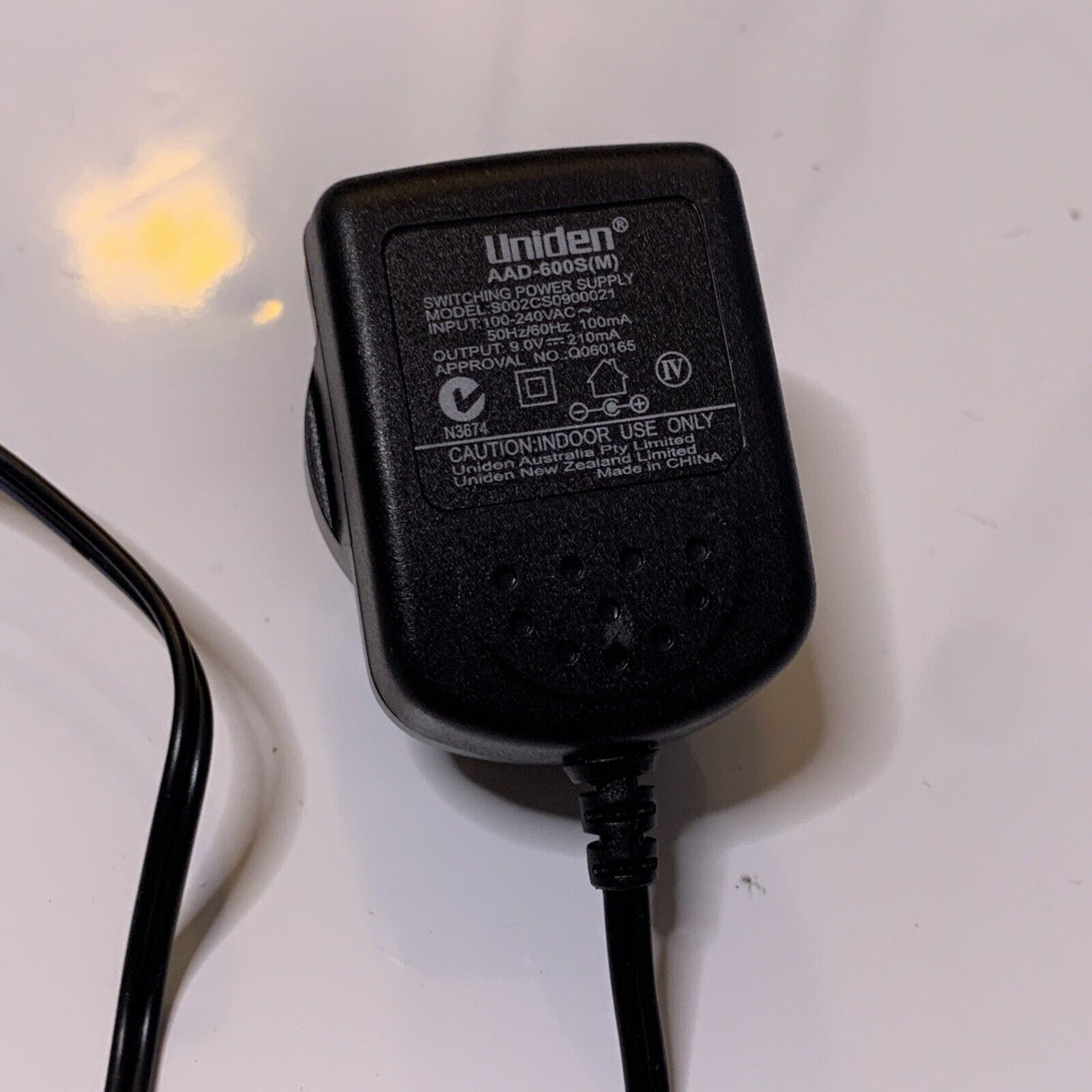 Genuine Uniden Cordless Telephone Charger 9V AAD-600S(M)