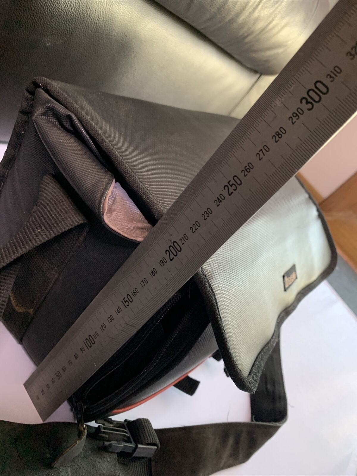 Inca Camera Shoulder Bag 33cm x 17cm x 21cm