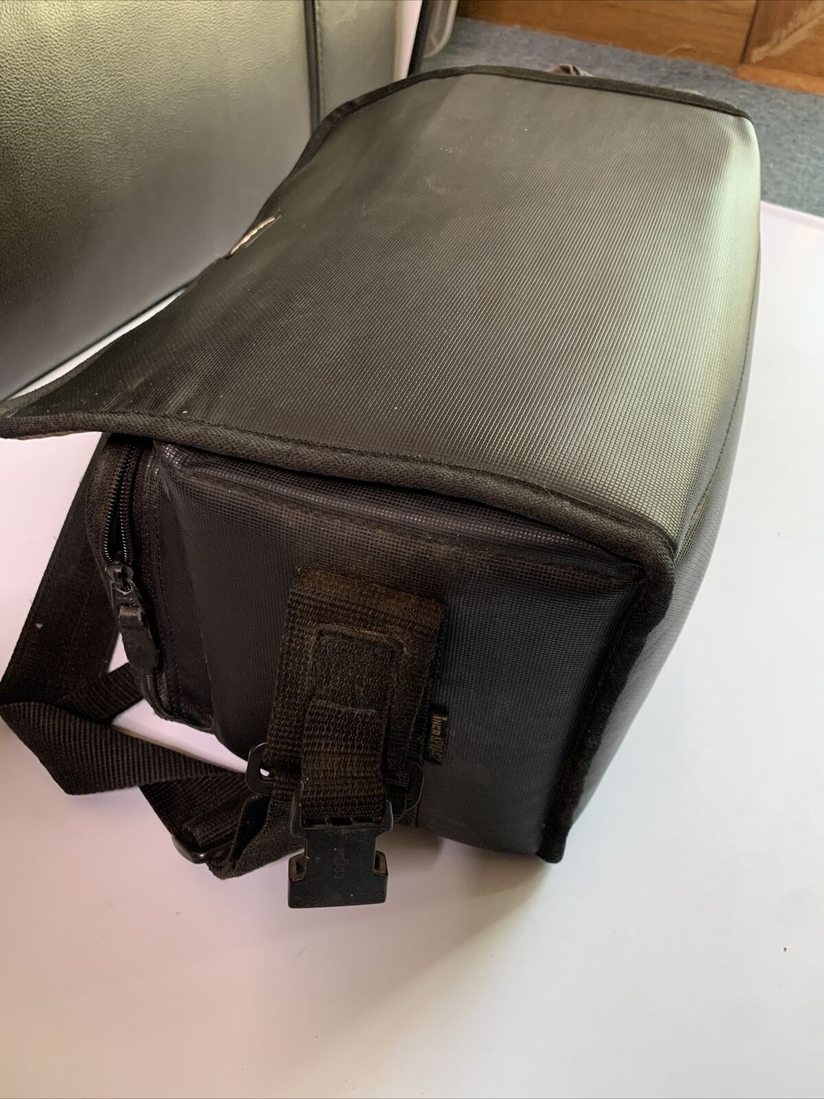 Inca Camera Shoulder Bag 33cm x 17cm x 21cm