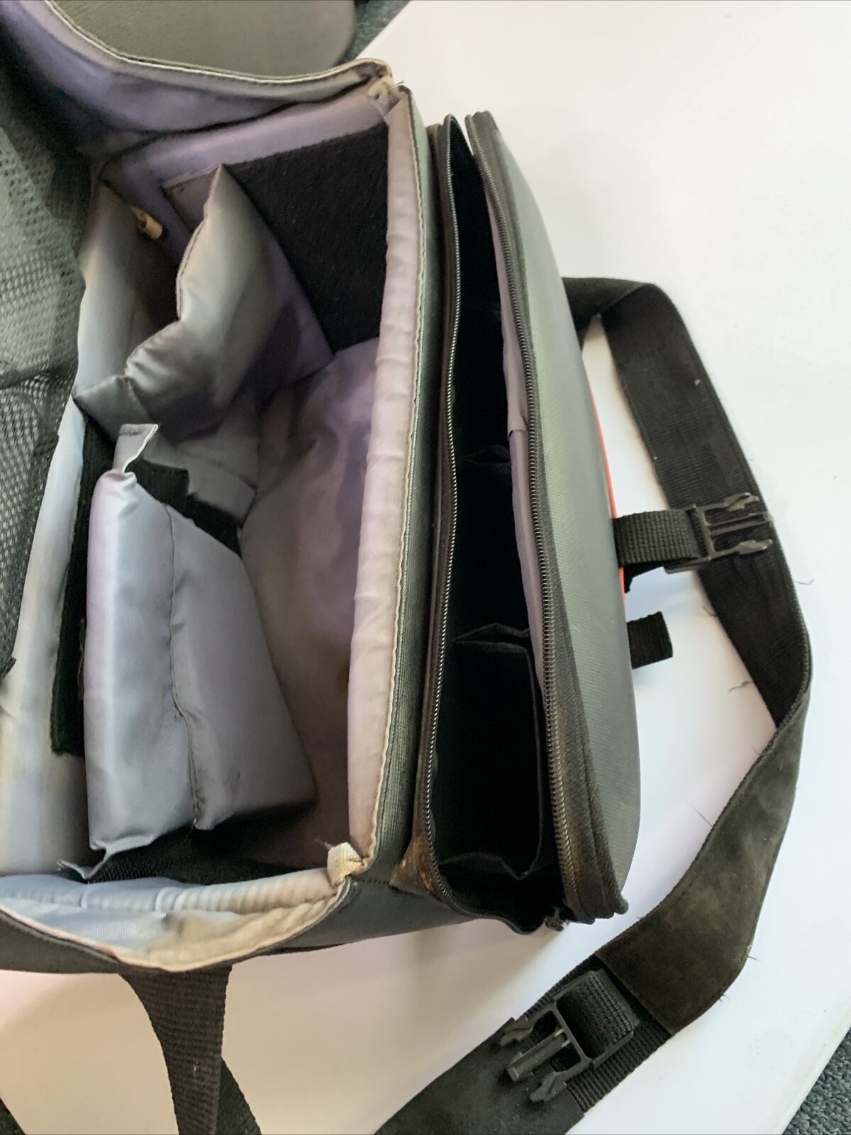 Inca Camera Shoulder Bag 33cm x 17cm x 21cm