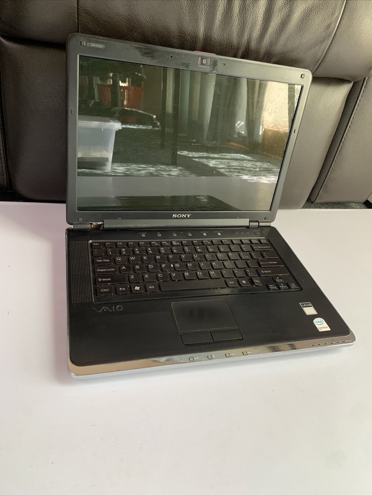 Sony VAIO 14" Laptop PCG-5G8P Intel Centrino Duo *Doesn't Turn On For Parts