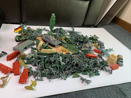Bulk Army Men World War 2 Action Figures Soldiers Tanks Trucks Planes 140 Pieces