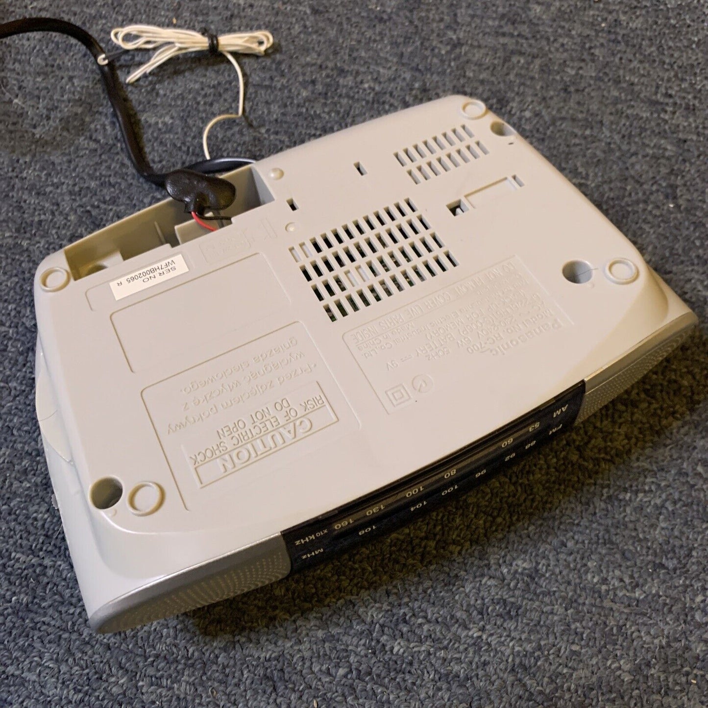 Panasonic RC-700 Alarm Clock AM/FM Radio Snooze