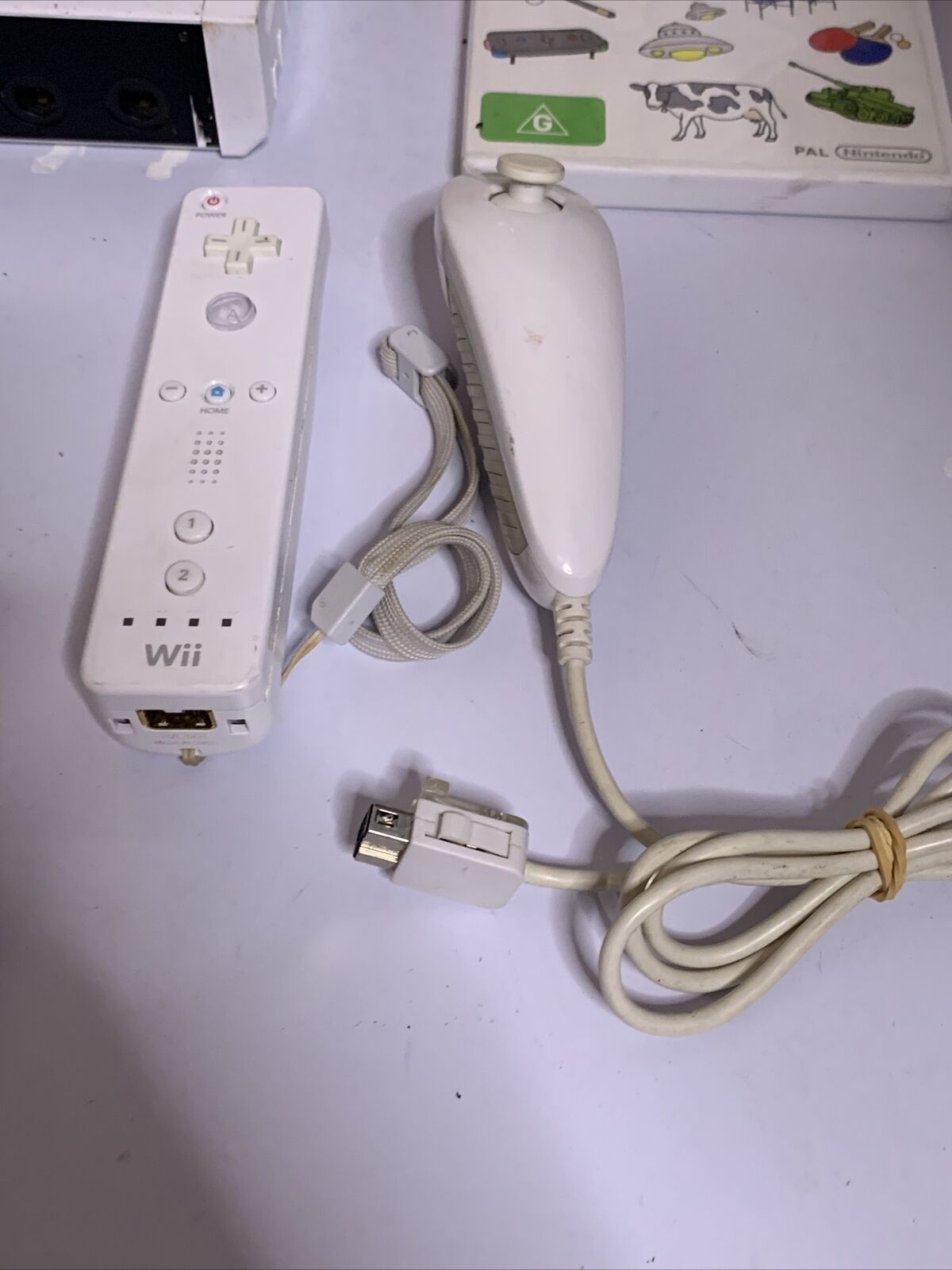 Nintendo Wii Console Bundle with Controllers and Accessories