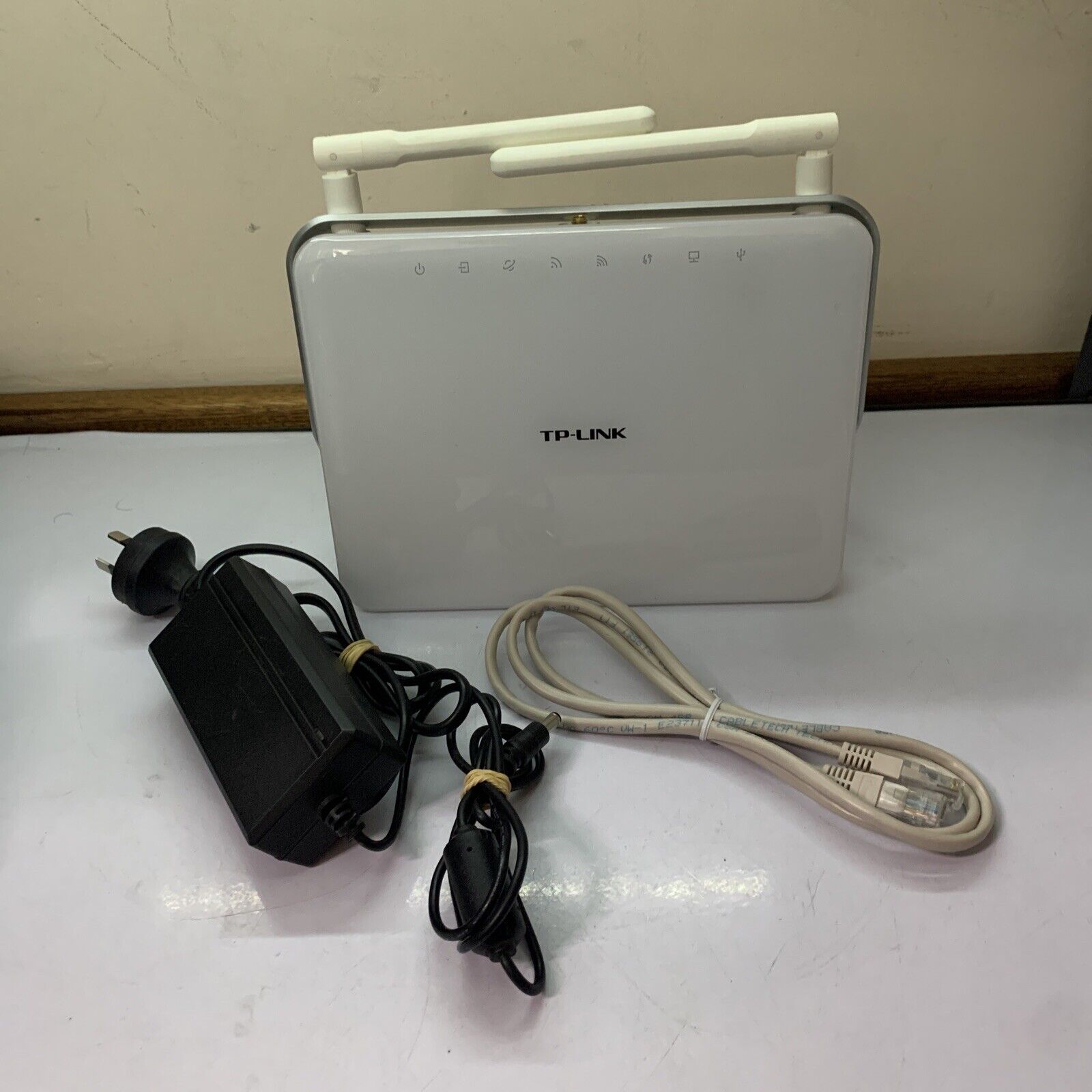 TP Link AC1900 Archer D9 Dual Band Gigabit Modem Wireless Router ...