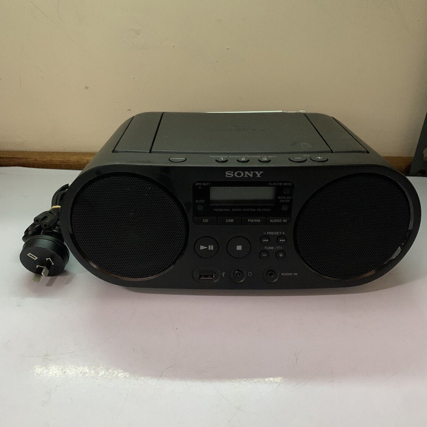 Sony ZS-PS50 Portable CD USB MP3 Radio AM/FM Compact Boombox Player