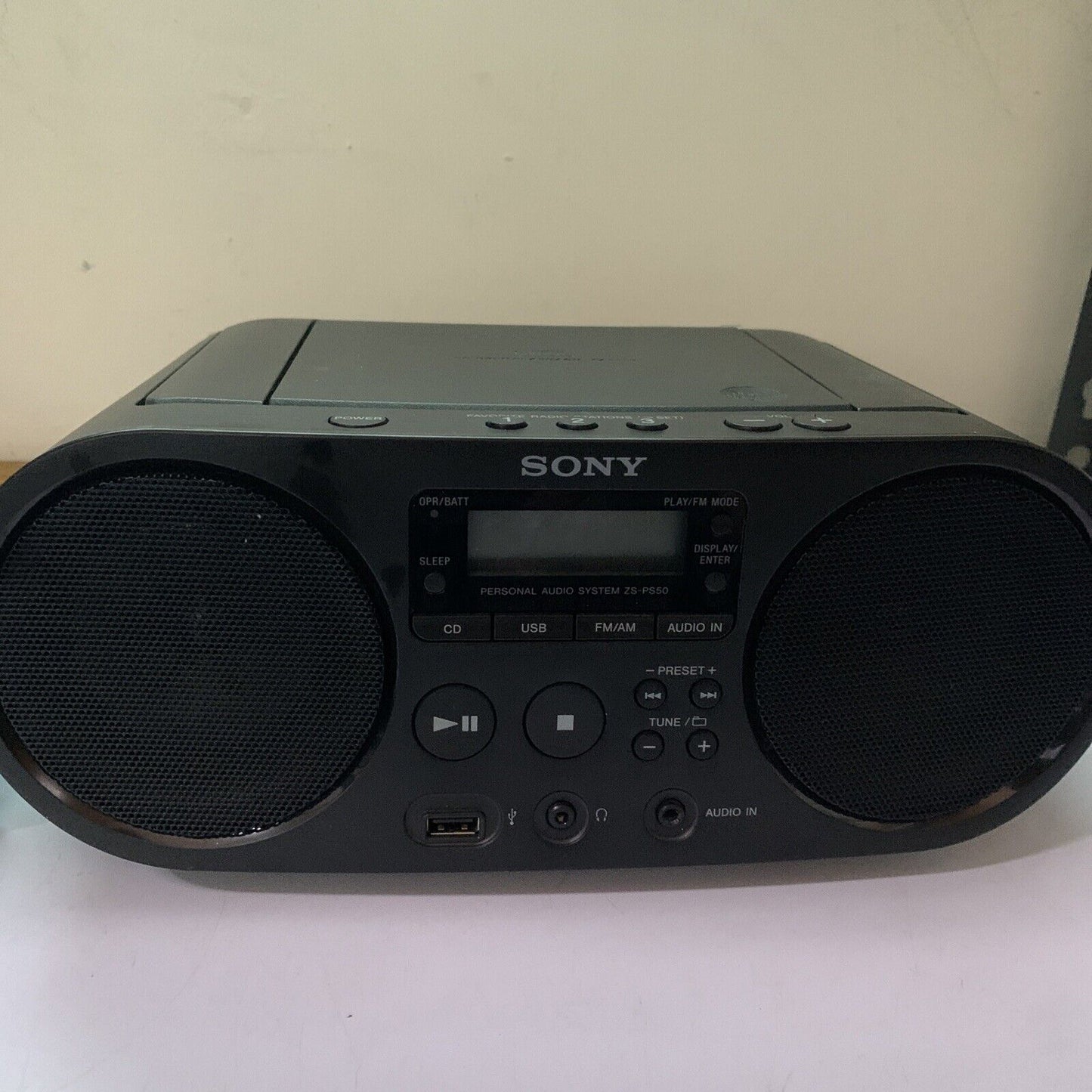 Sony ZS-PS50 Portable CD USB MP3 Radio AM/FM Compact Boombox Player