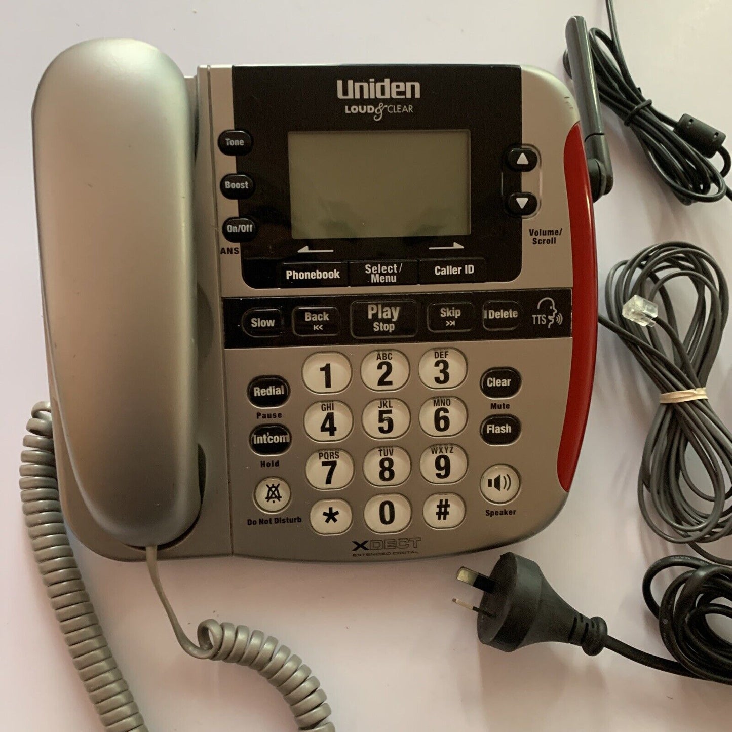 Uniden SSE27+1 DECT Corded Phone for Hearing Visually Impaired Large Buttons