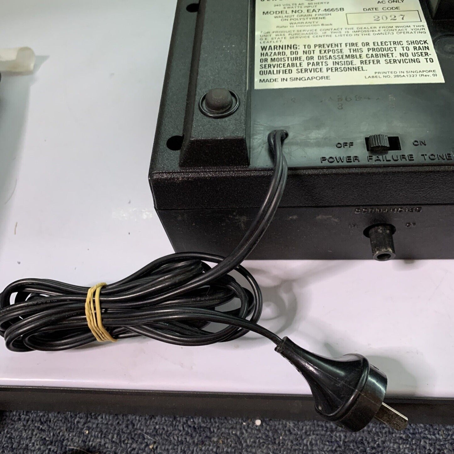 General Electric Alarm Clock Radio Vintage EA7-4665