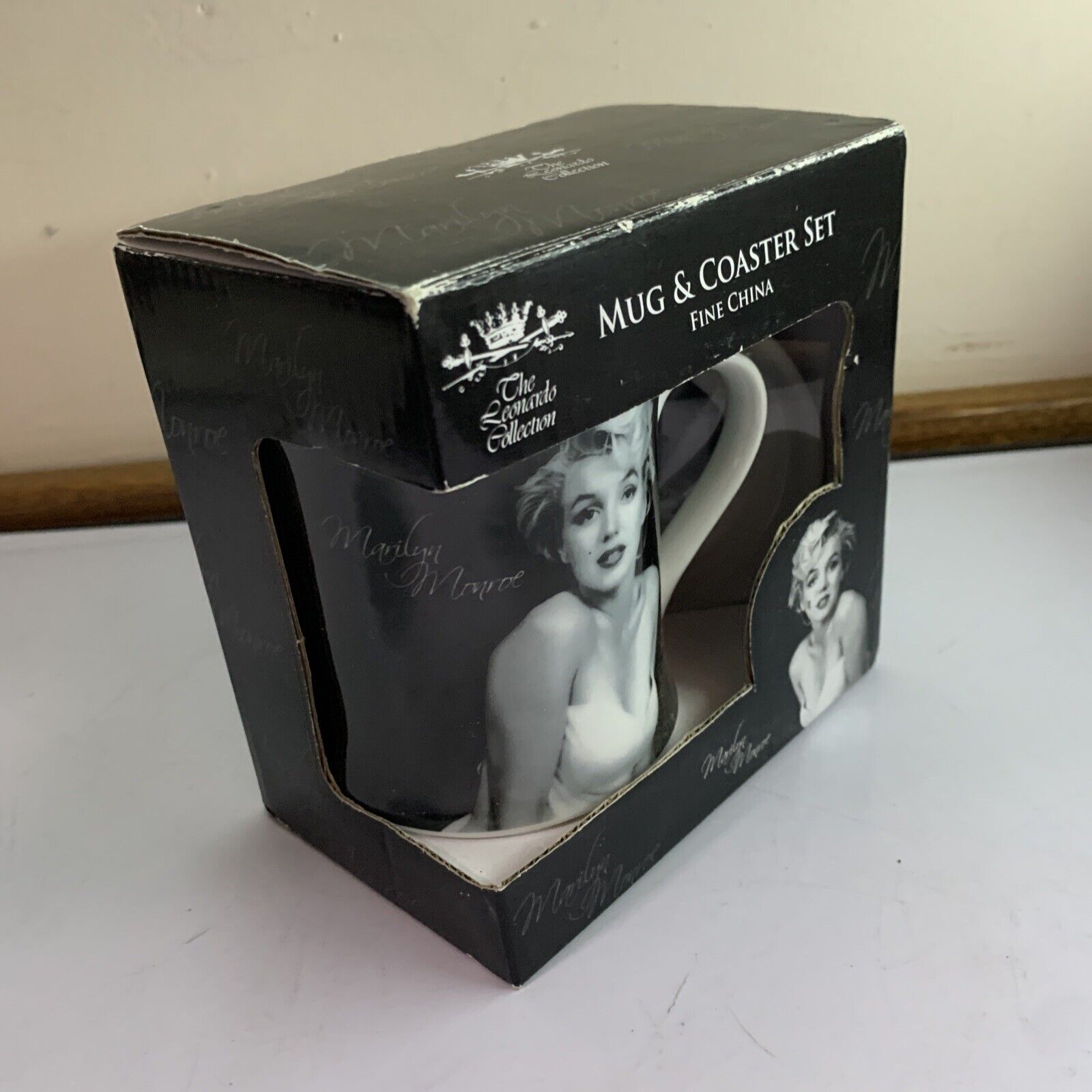 Mug Collection Marilyn Monroe Rouge - Occasion, Idéal Pour Les Fans Et Les Collectionneurs