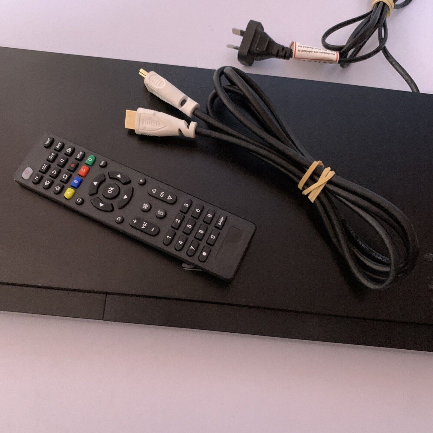 Samsung Bluray 3D Player BD-5500/XY with Remote and HDMI Region B & 4