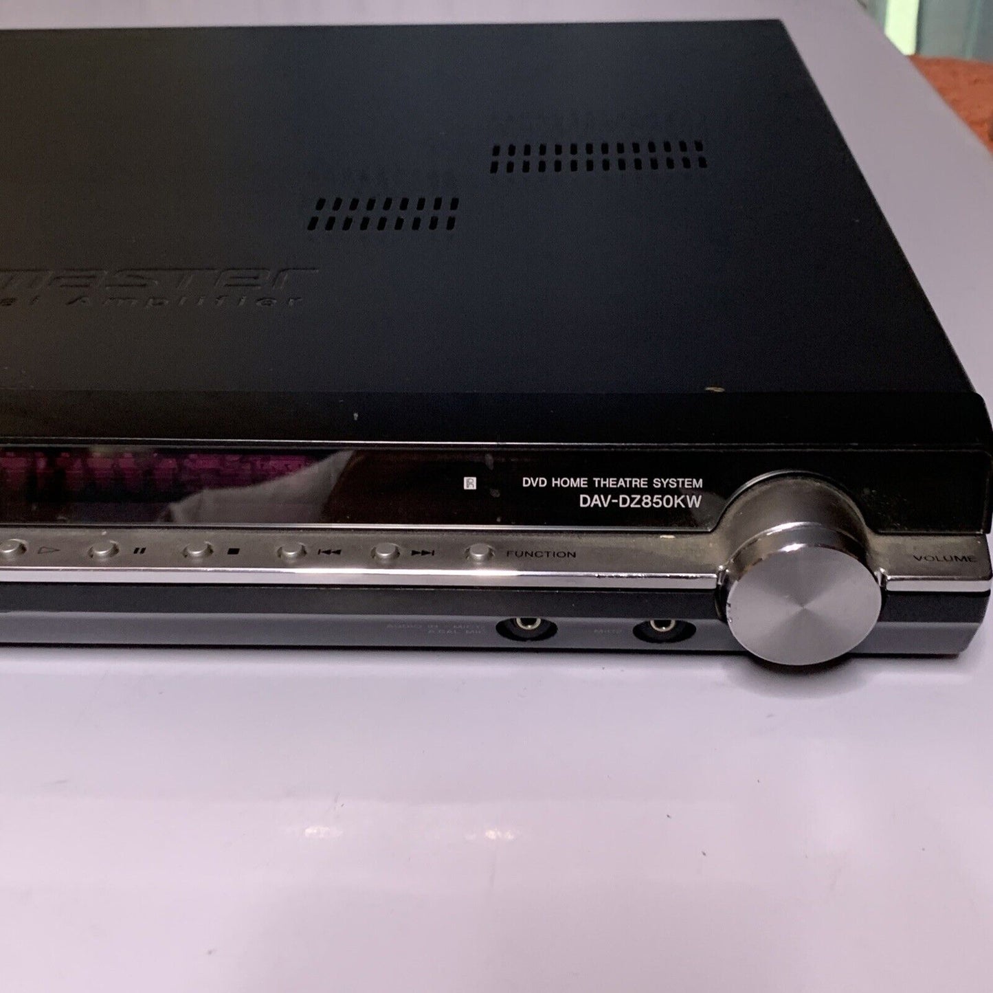 Sony DVD Player Home Theatre Digital Amplifier DAV-DZ850KW *No Remote & Speaker