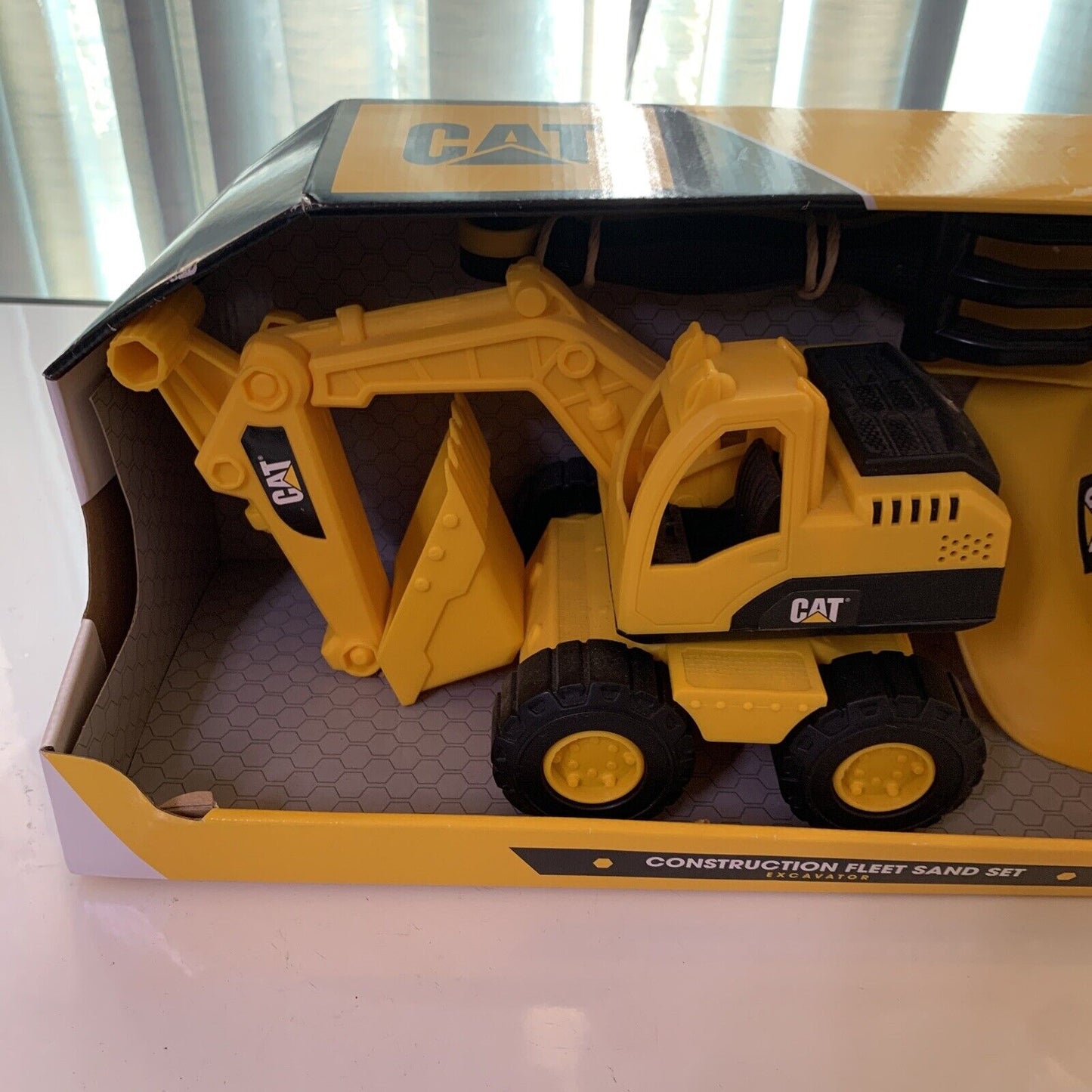 CAT Construction Fleet Sand Set Excavator with Hard Hat 10inch  NEW