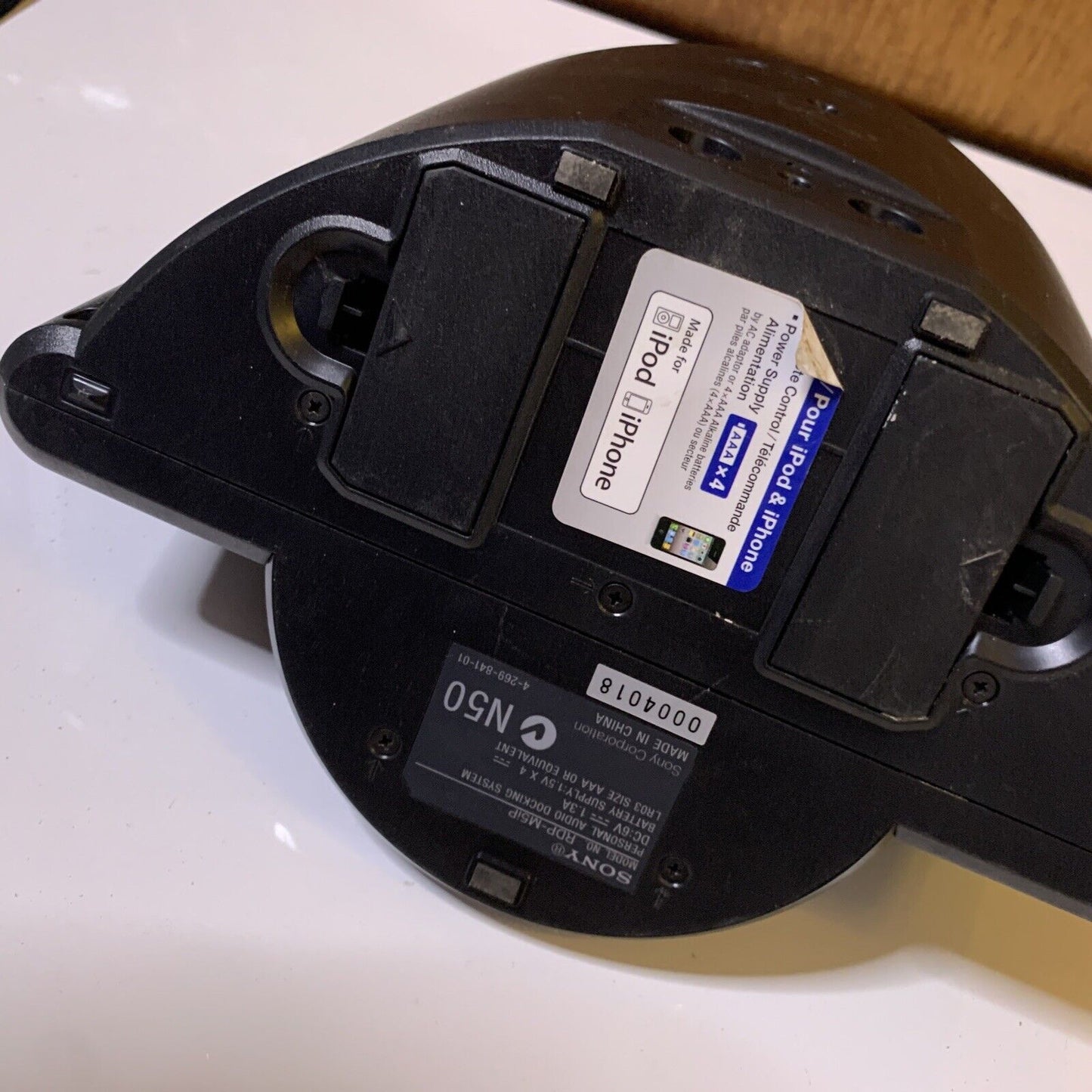 Sony  Personal Audio Docking System 30 Pin ipod/iphone RDP-M5iP