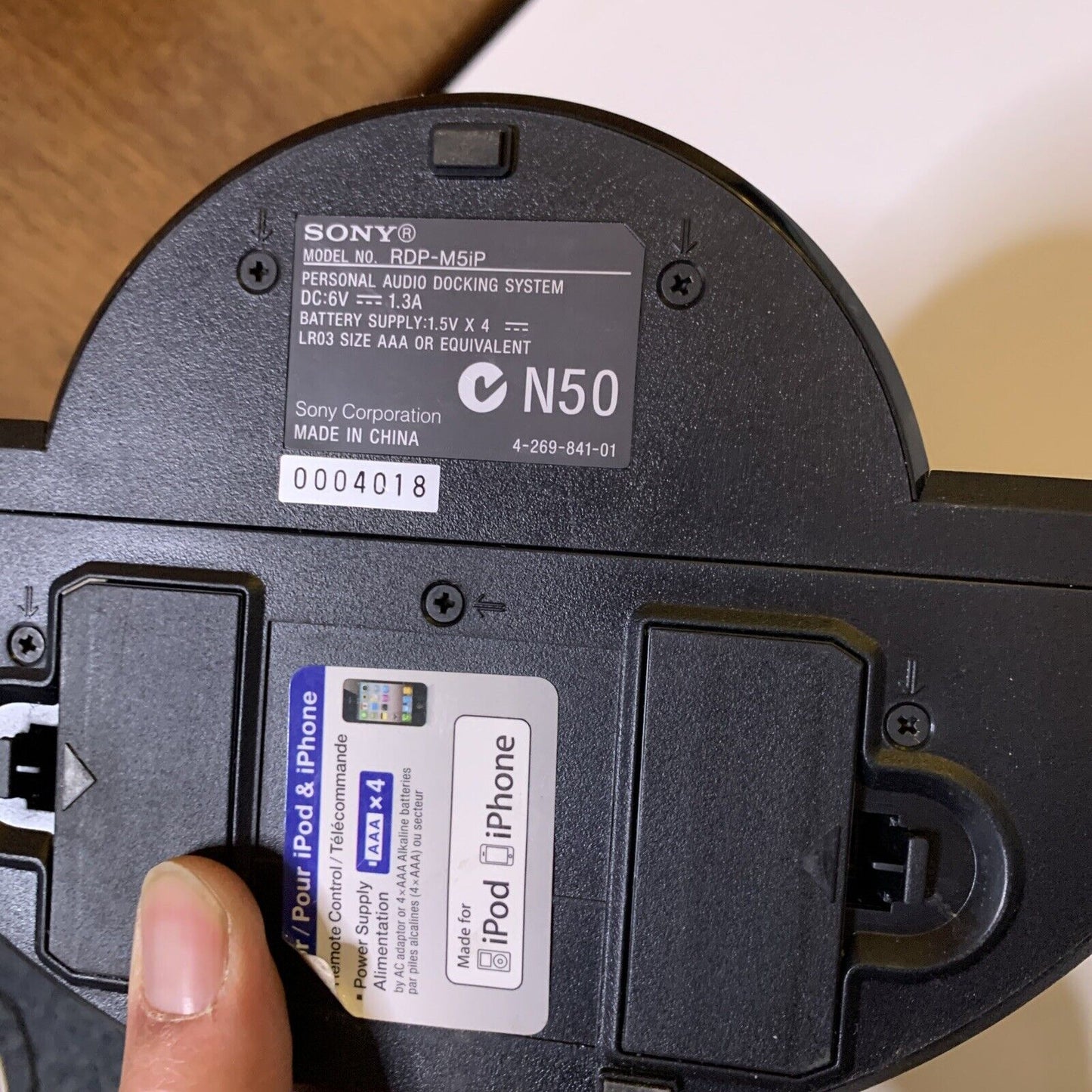 Sony  Personal Audio Docking System 30 Pin ipod/iphone RDP-M5iP