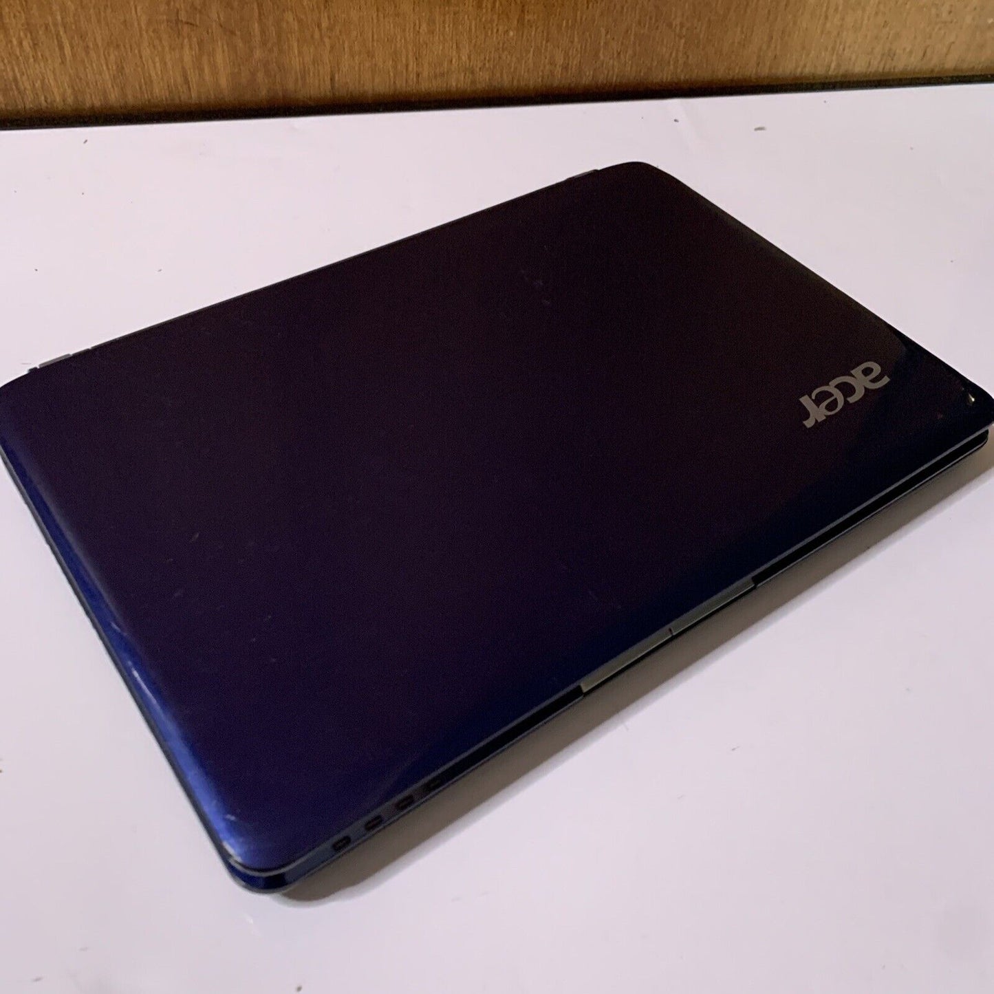 Acer Aspire One 752 Laptop 11.5" Intel Celeron M 743 1.3Ghz 2GB RAM 250 GB Win 7