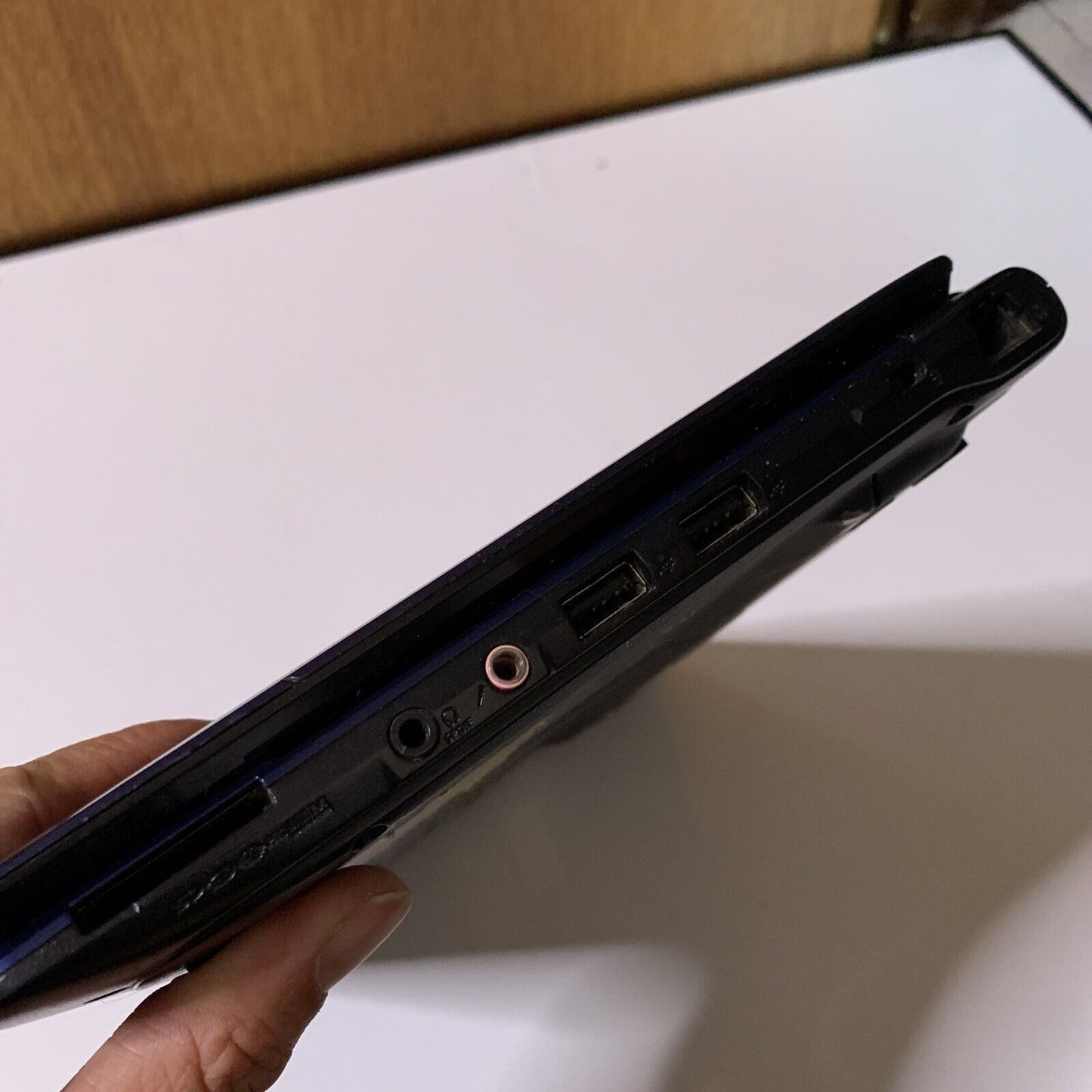 Acer Aspire One 752 Laptop 11.5" Intel Celeron M 743 1.3Ghz 2GB RAM 250 GB Win 7