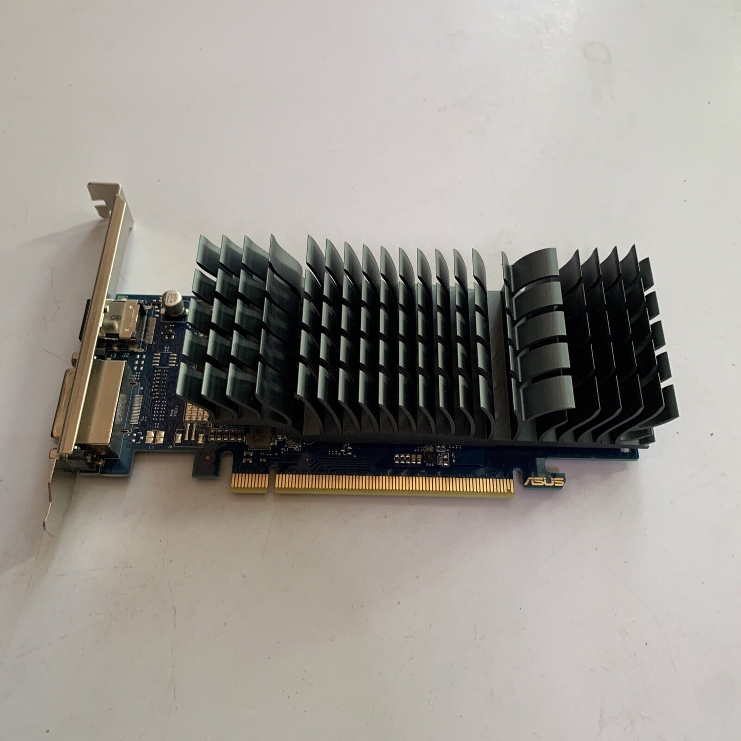 ASUS GeForce GT 1030 2GB GDDR5 Graphics Card Low Profile GT1030-SL-2G-BRK