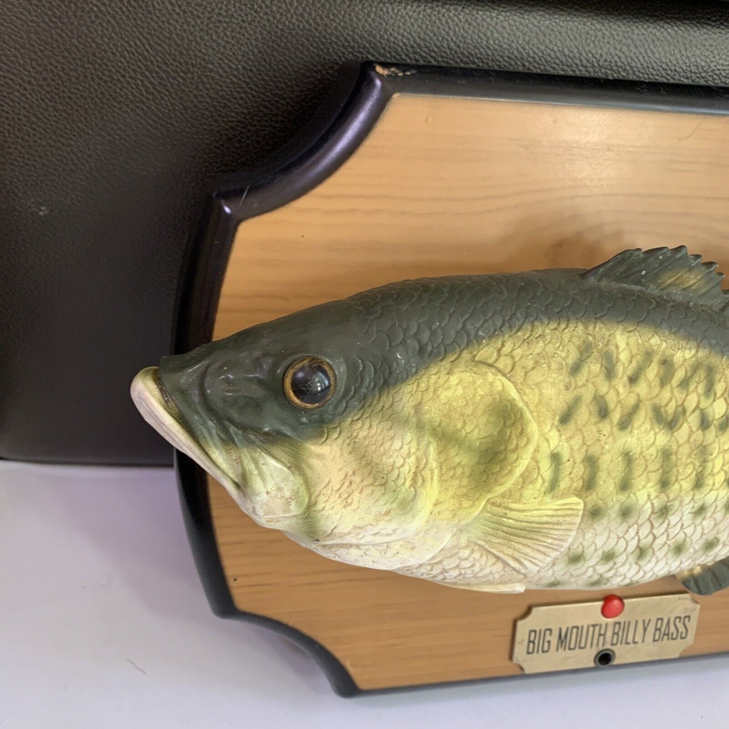 Big Mouth Billy Bass The Singing Fish by Gemmy 1999 *For Parts or repair