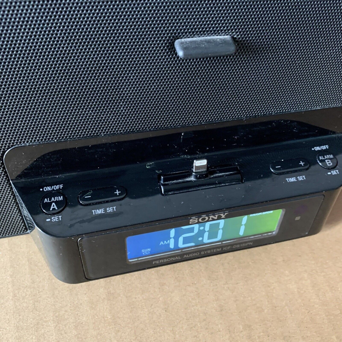 Sony ICF-DS15iPN Lightning Audio Dock Alarm Clock