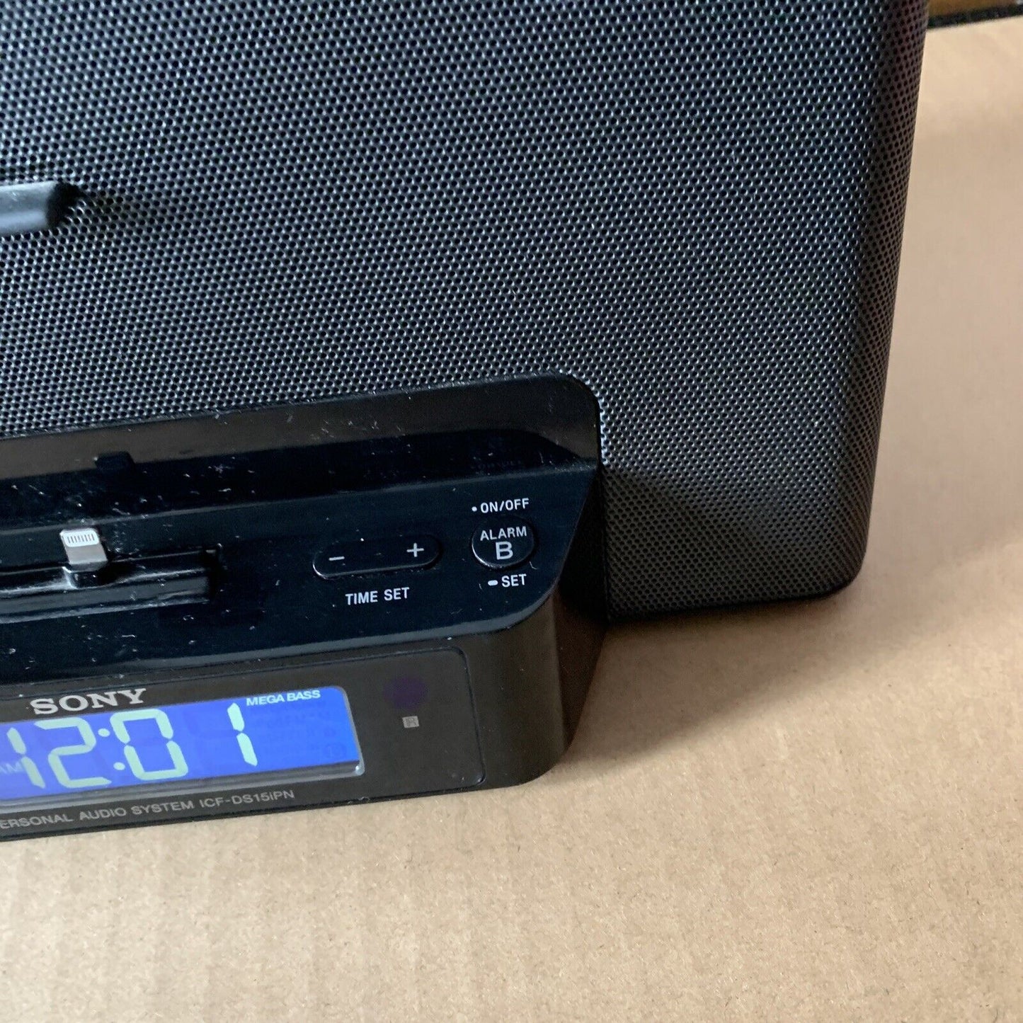 Sony ICF-DS15iPN Lightning Audio Dock Alarm Clock