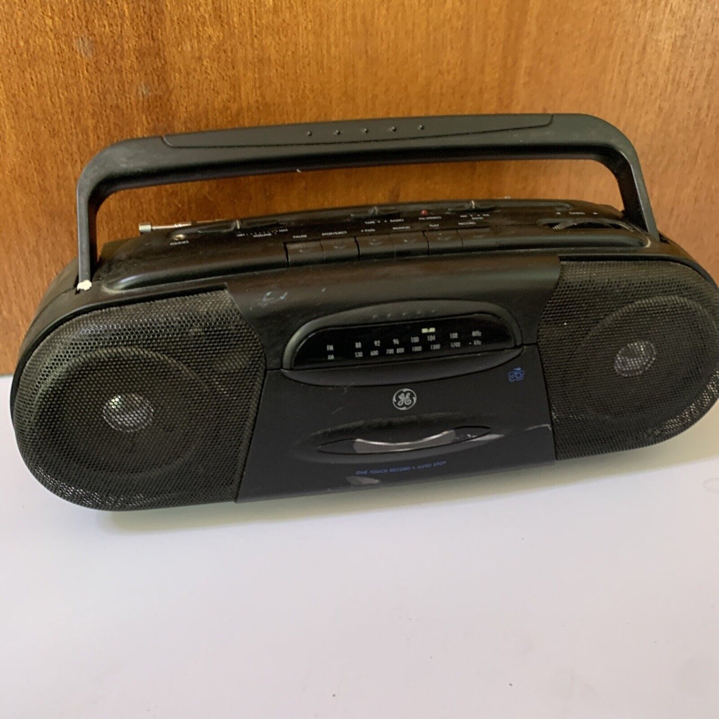GE Portable AM/FM Radio Cassette Player and Recorder Boombox EA3-5629