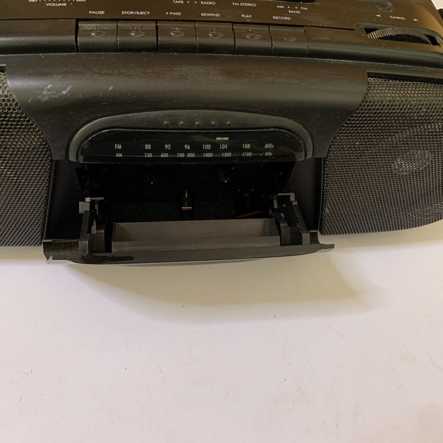 GE Portable AM/FM Radio Cassette Player and Recorder Boombox EA3-5629