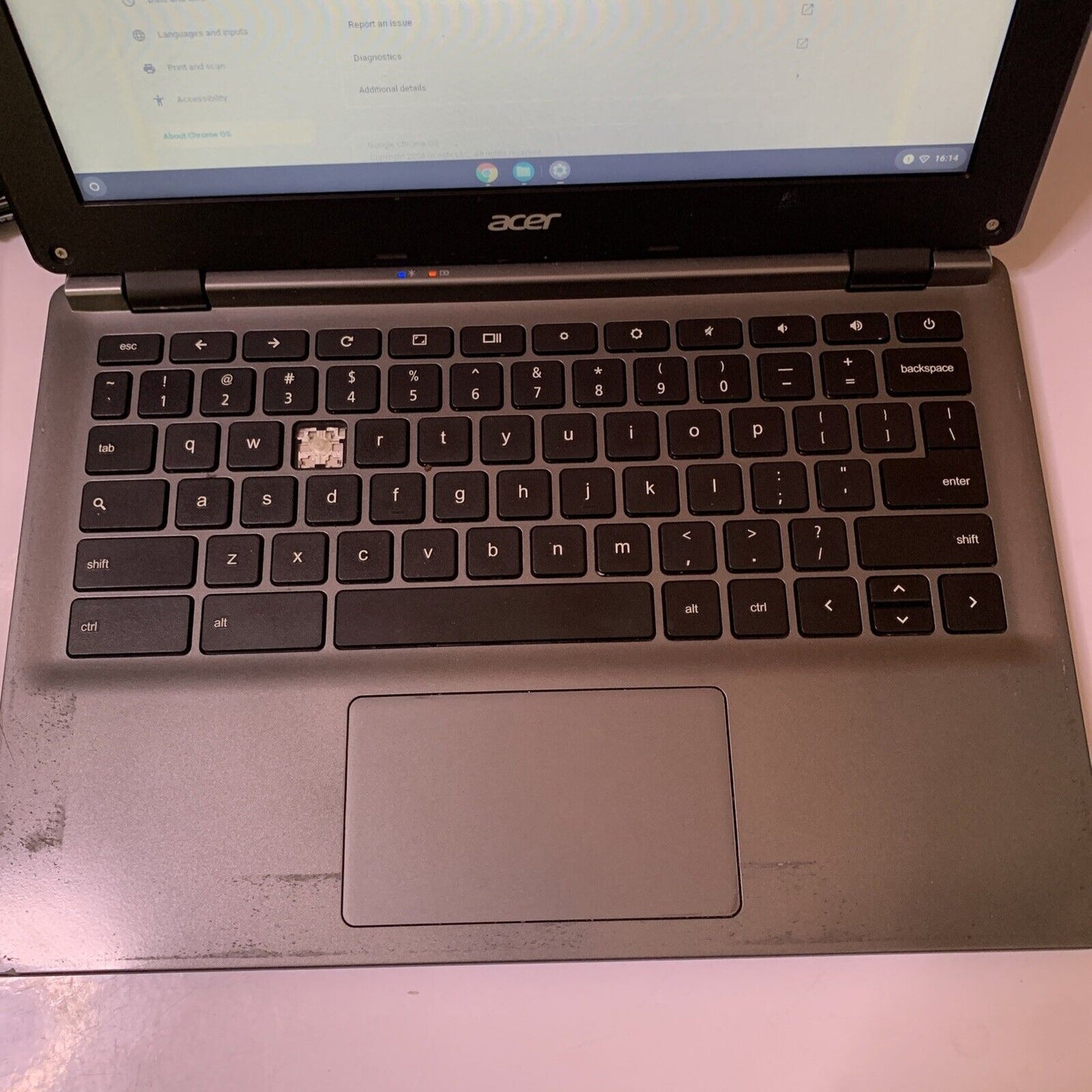 Acer C730-C4V9 Chromebook 11.6" Intel N2930 2.16 GHz *Missing Key + Flat Battery