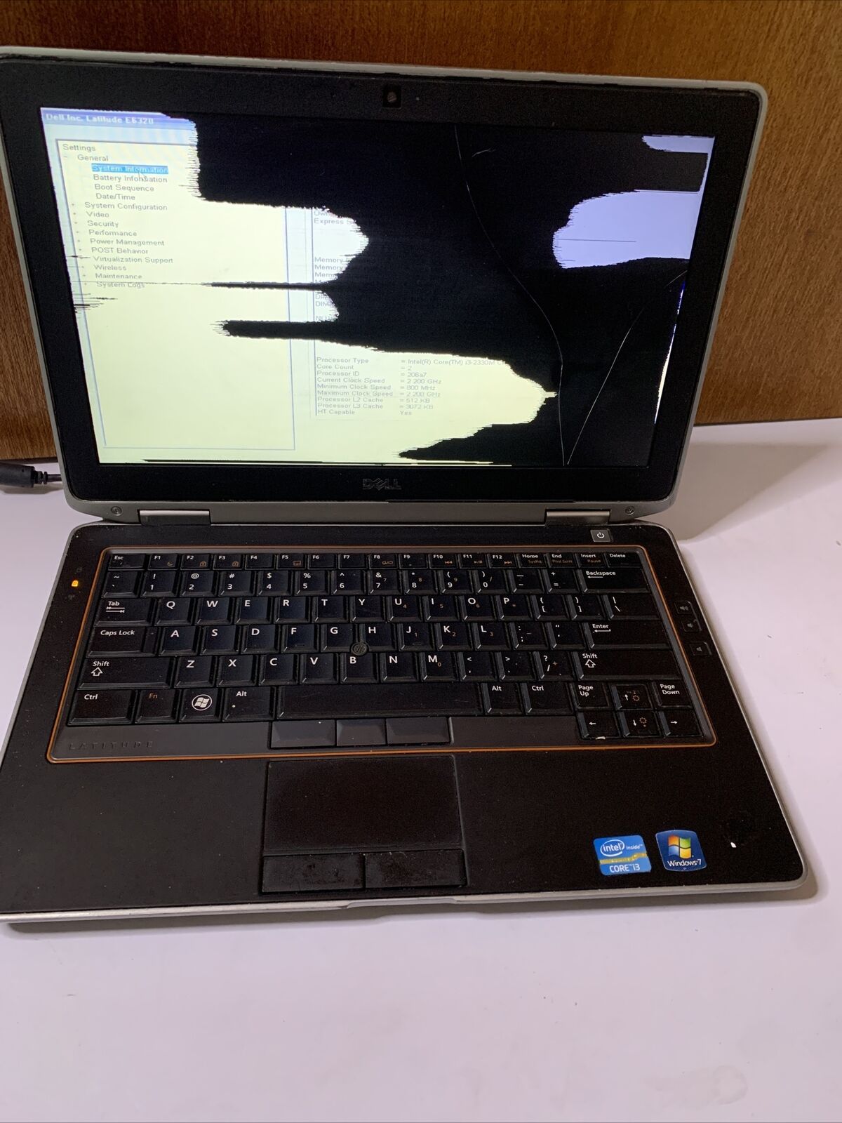 Dell Latitude E6320 13.3" Laptop i3-2330M *LCD Cracked