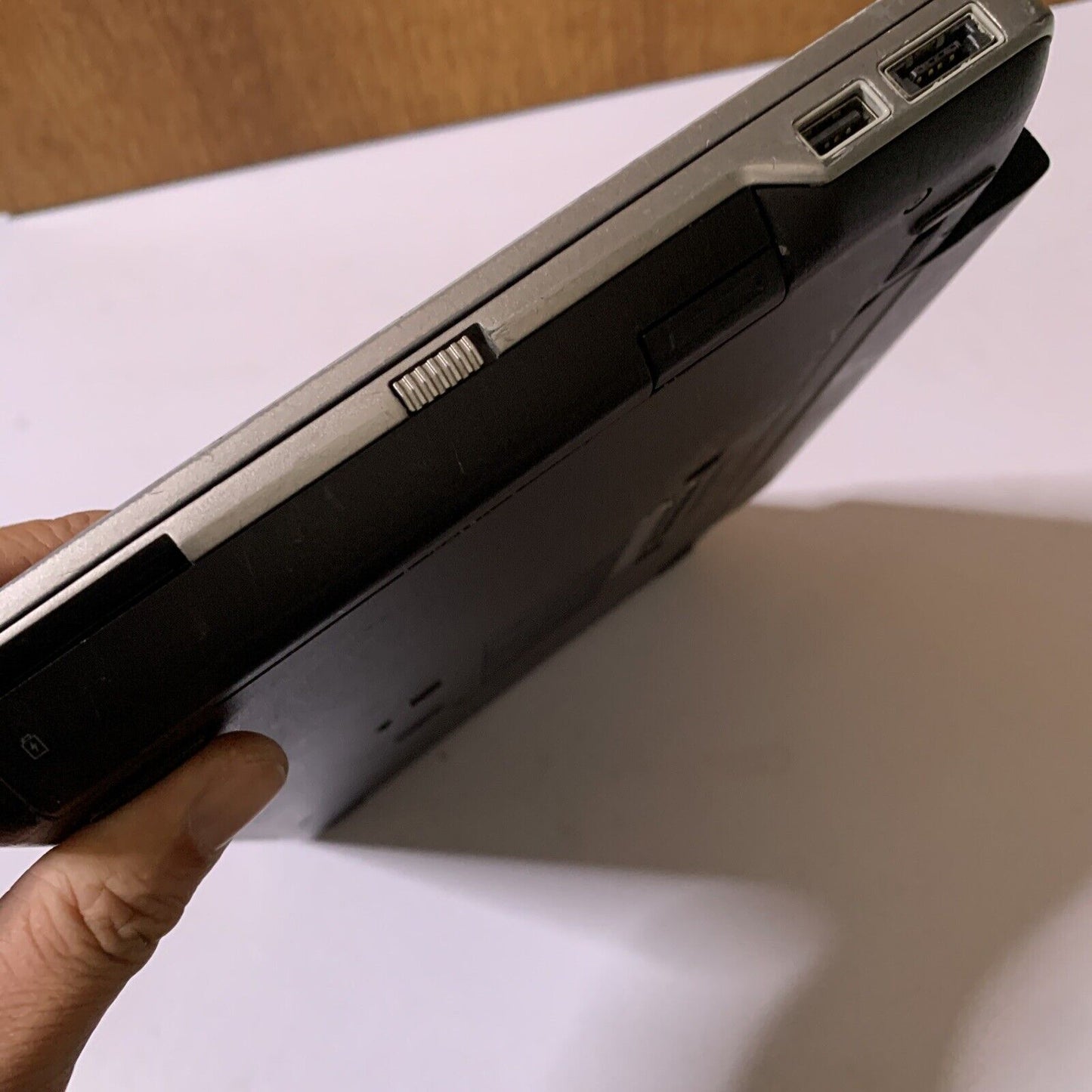 Dell Latitude E6320 13.3" Laptop i3-2330M *LCD Cracked