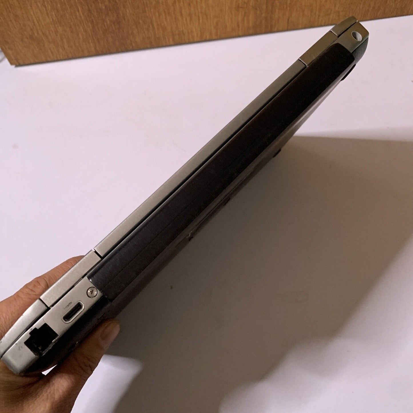 Dell Latitude E6320 13.3" Laptop i3-2330M *LCD Cracked