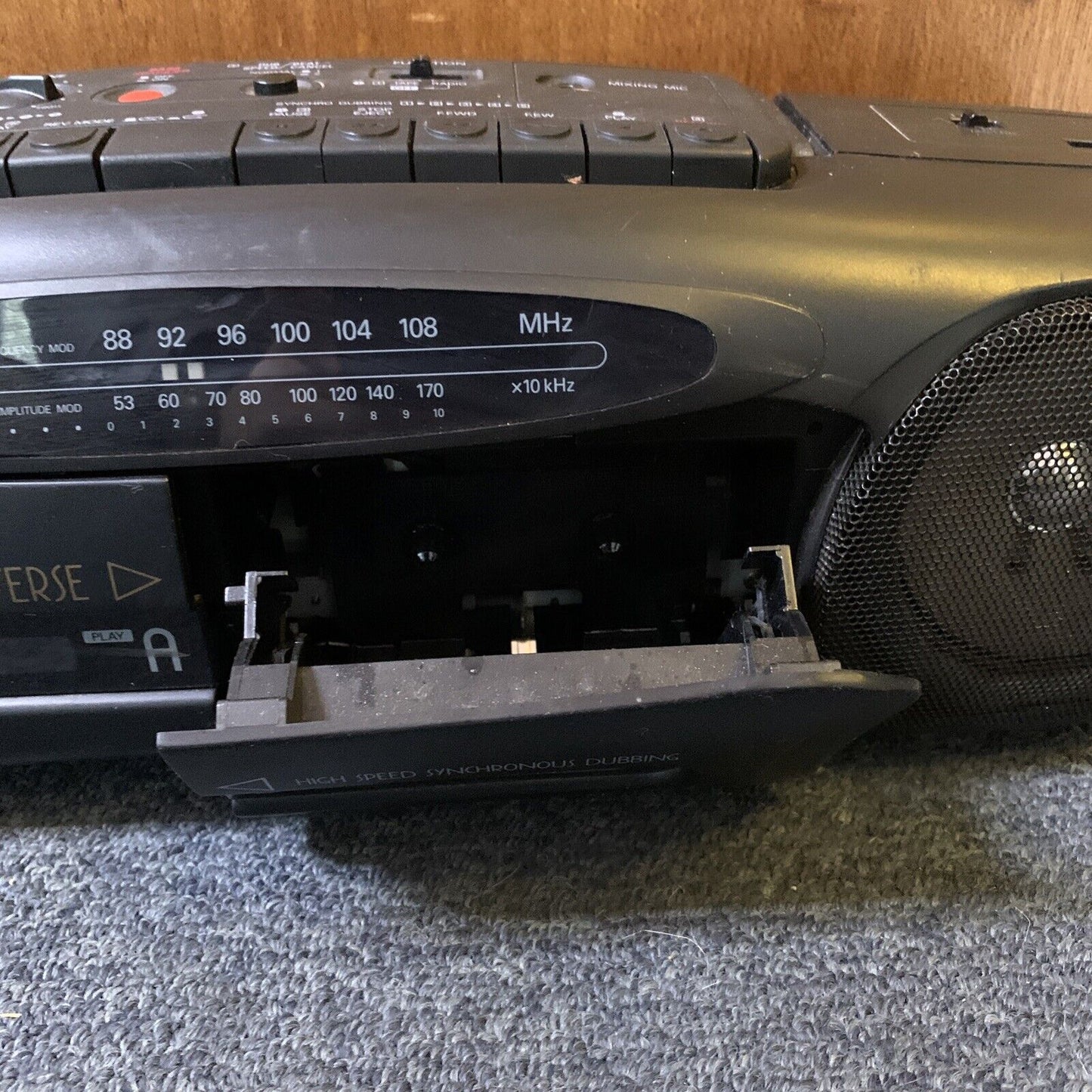 Sanyo Dual Cassette Player Recorder AM/FM Radio Boombox MW-807F(K)